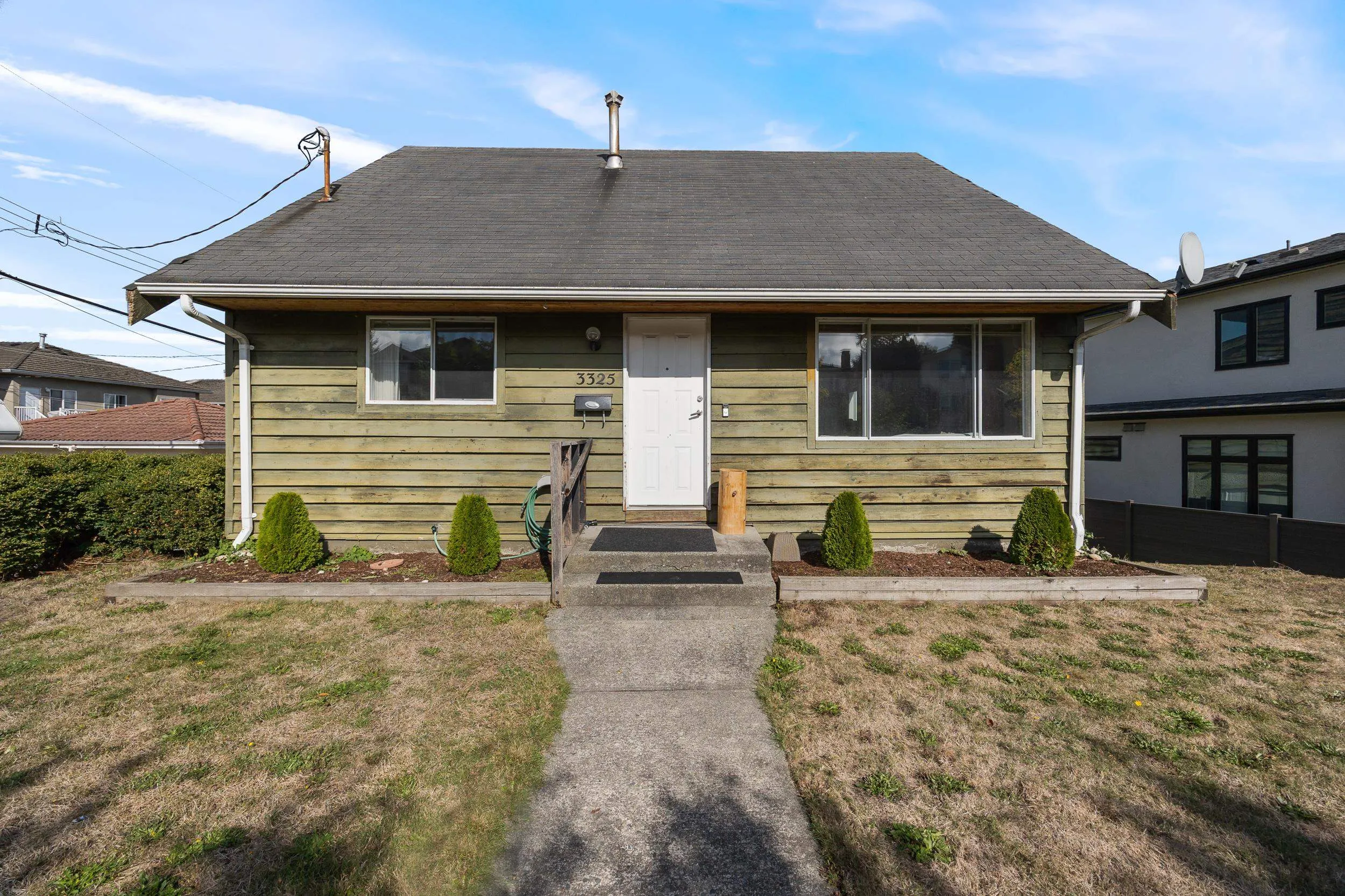3325 Seaforth Drive