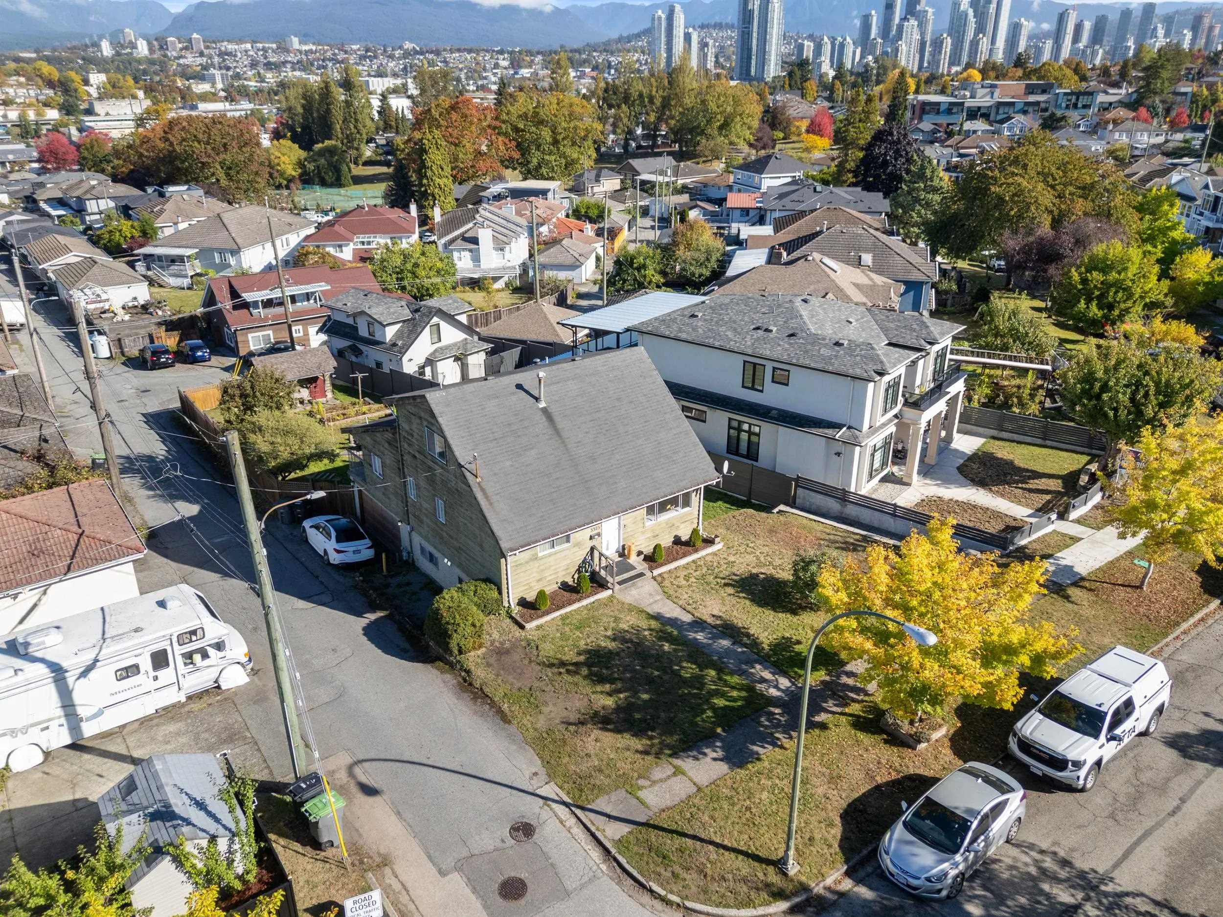 3325 Seaforth Drive