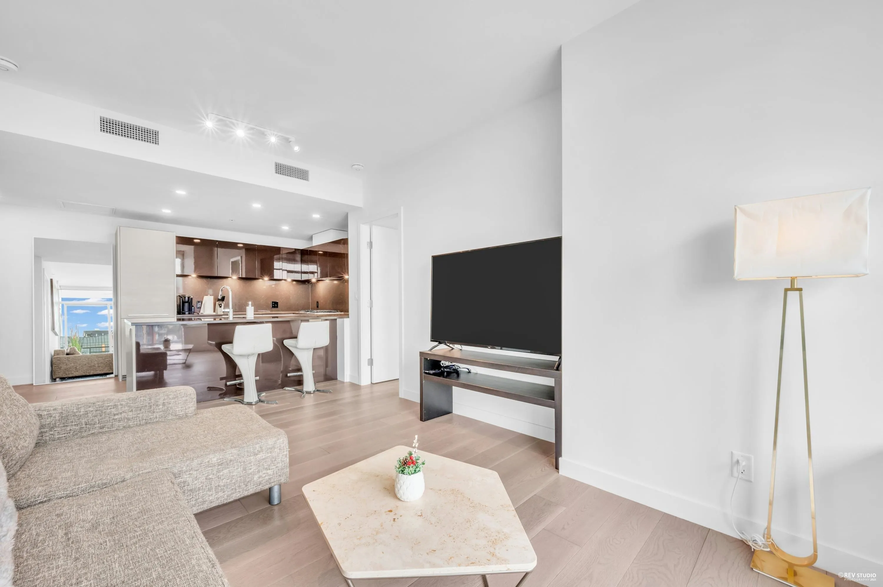 6288 Cassie Avenue #2204