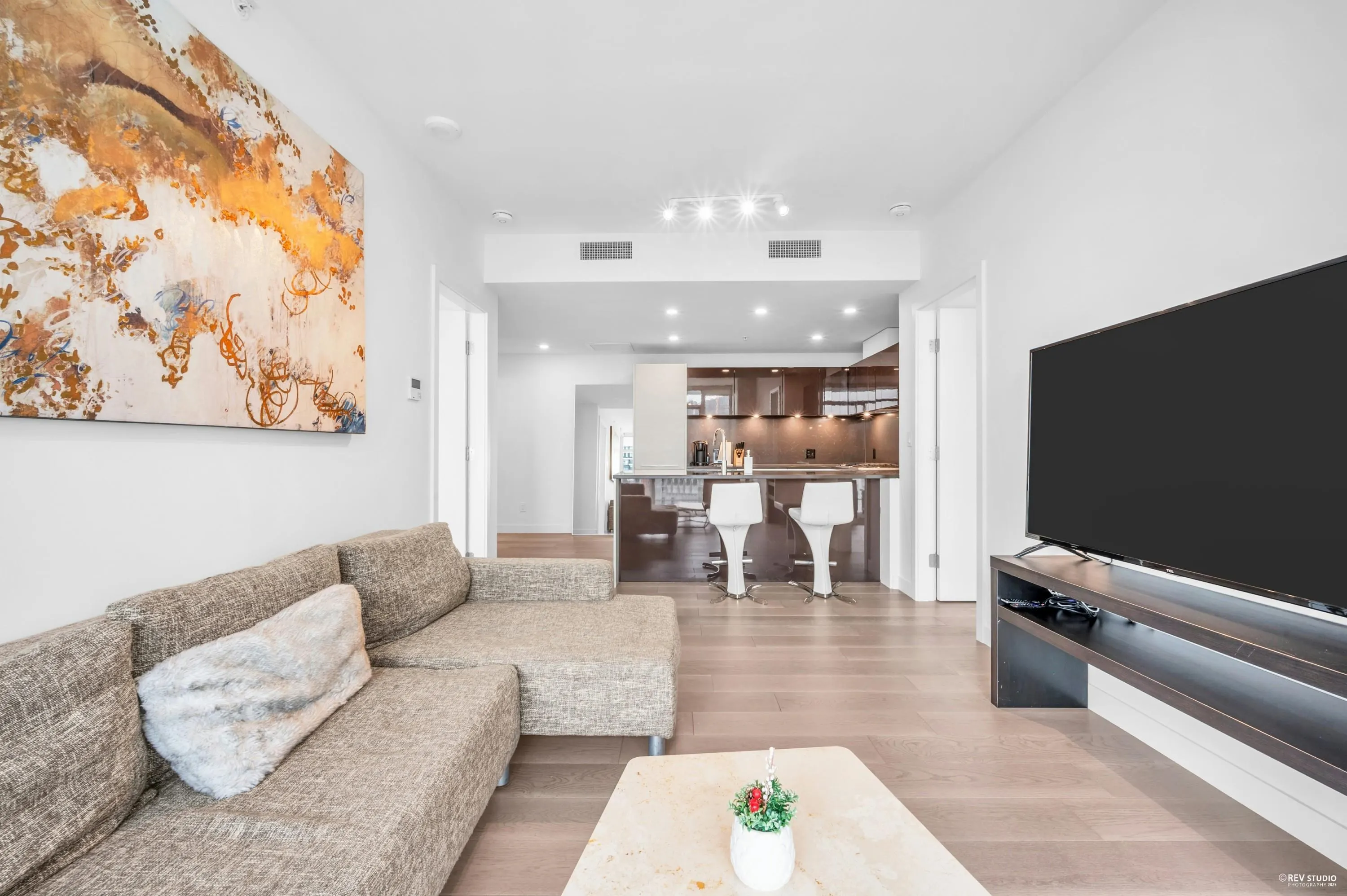 6288 Cassie Avenue #2204