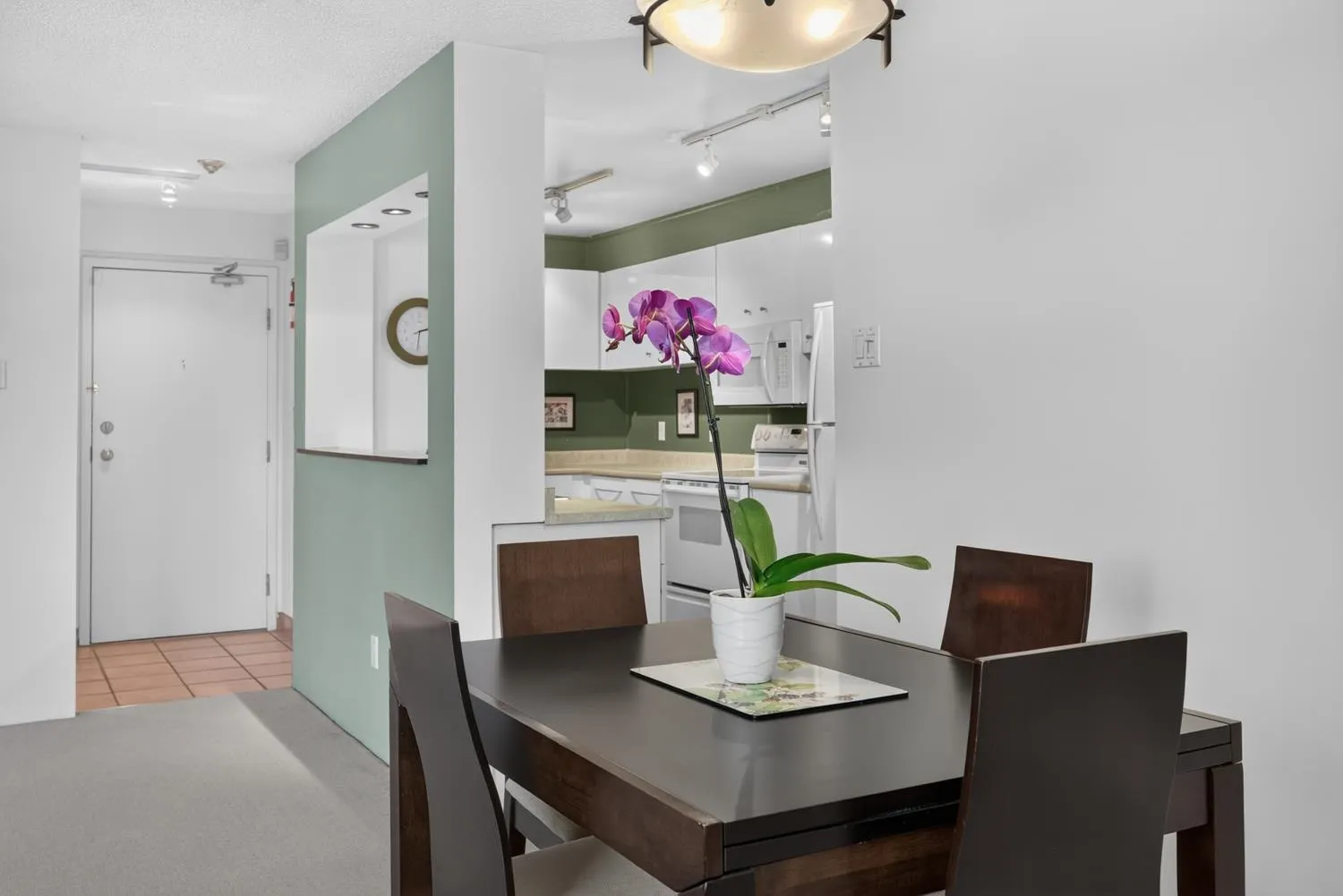 1080 Broughton Street #203