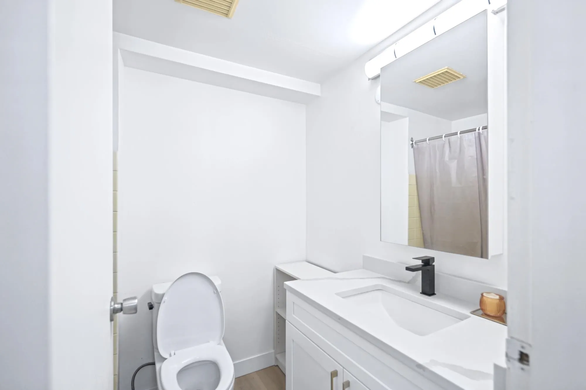 815 Fourth Avenue #107