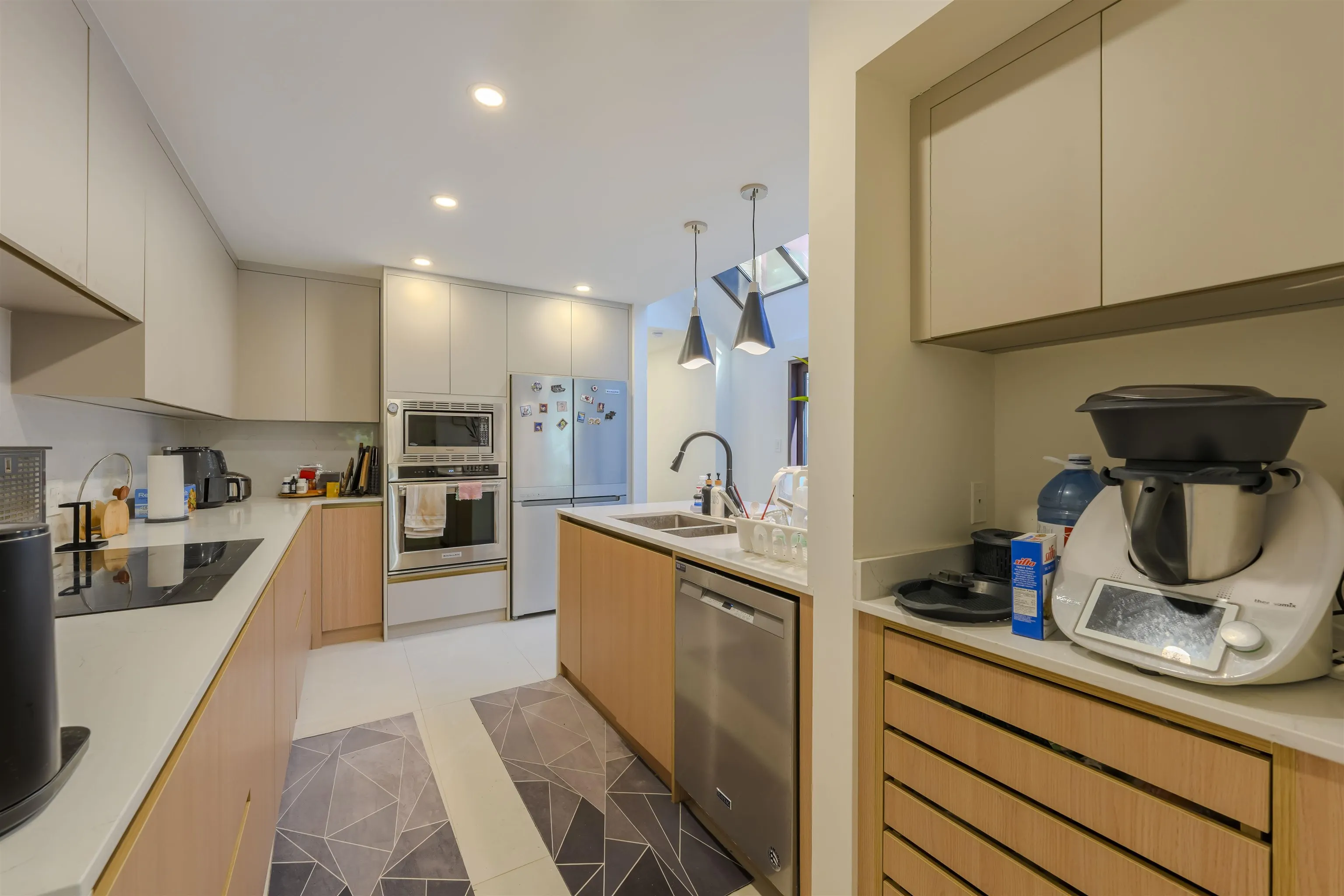 426 Greensboro Place