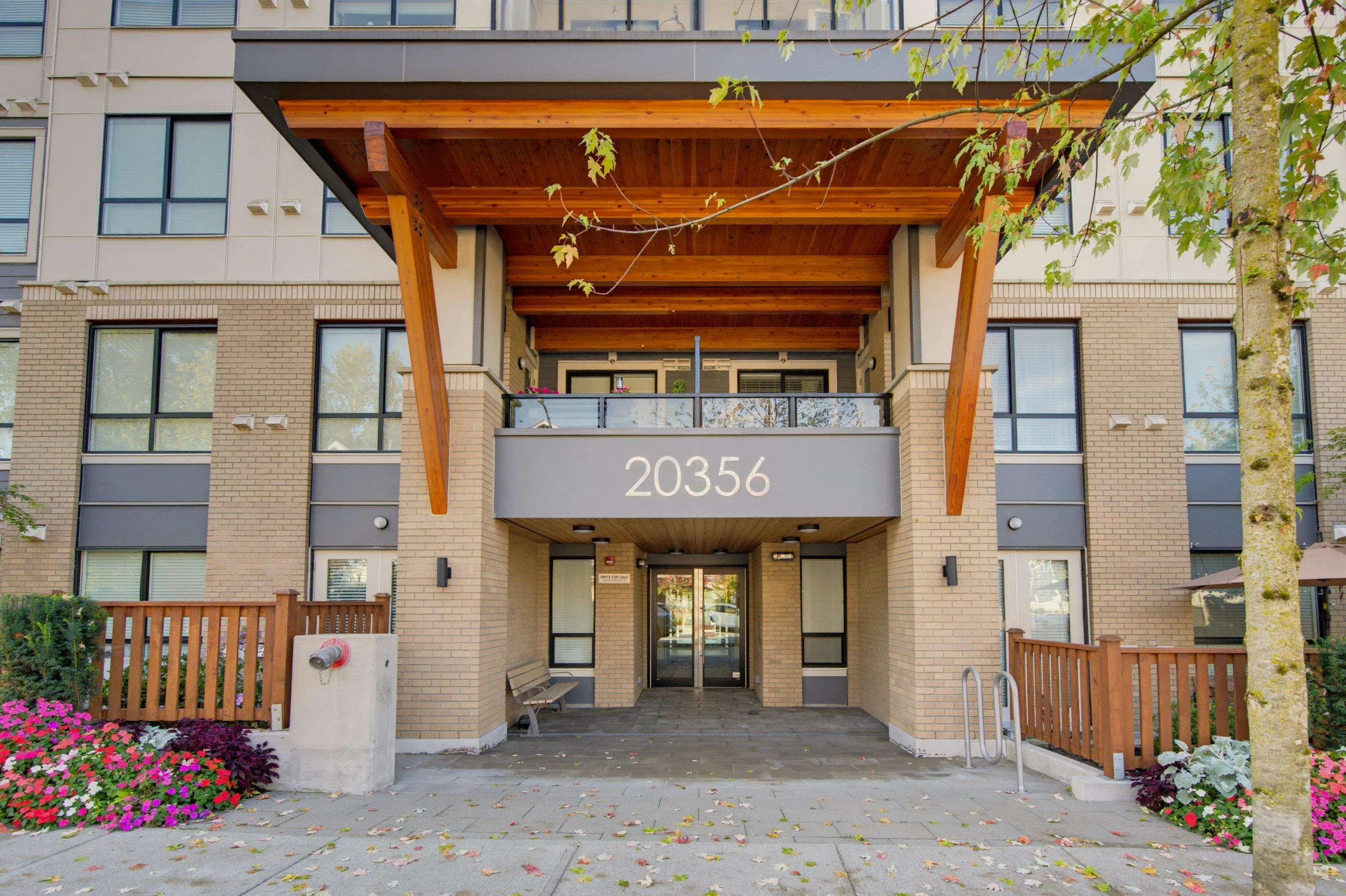 20356 72b Avenue #407
