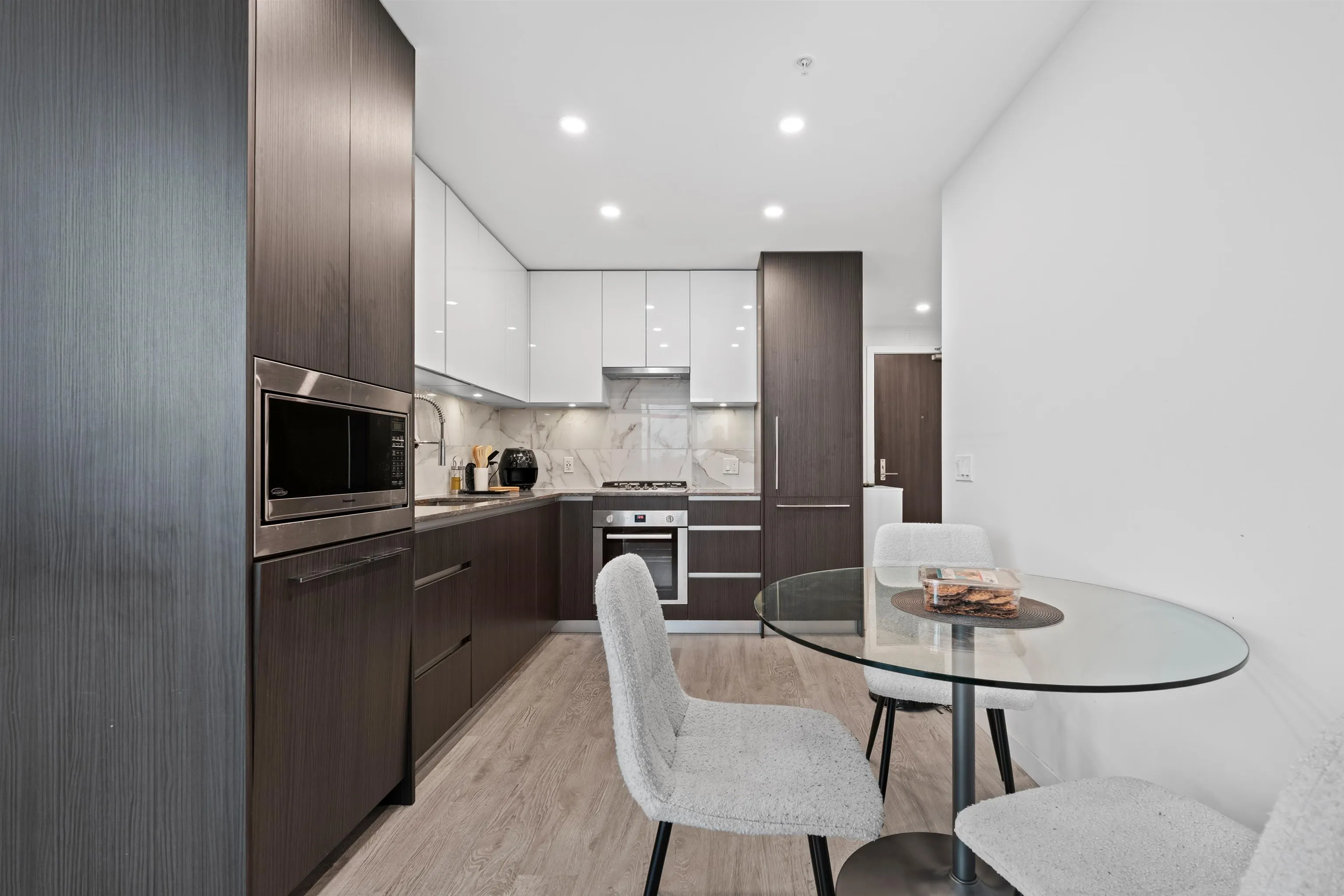 5333 Goring Street #703
