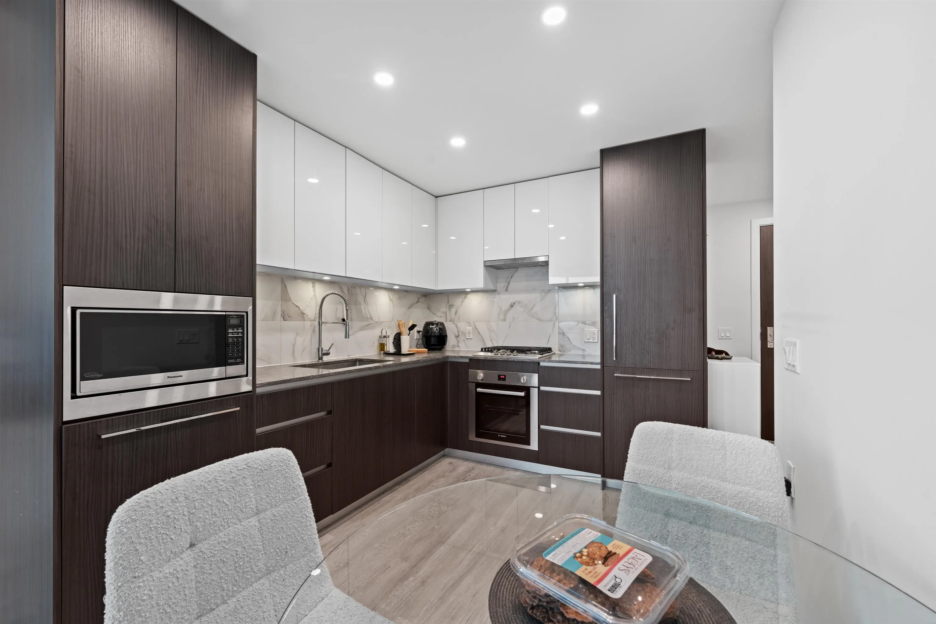 5333 Goring Street #703