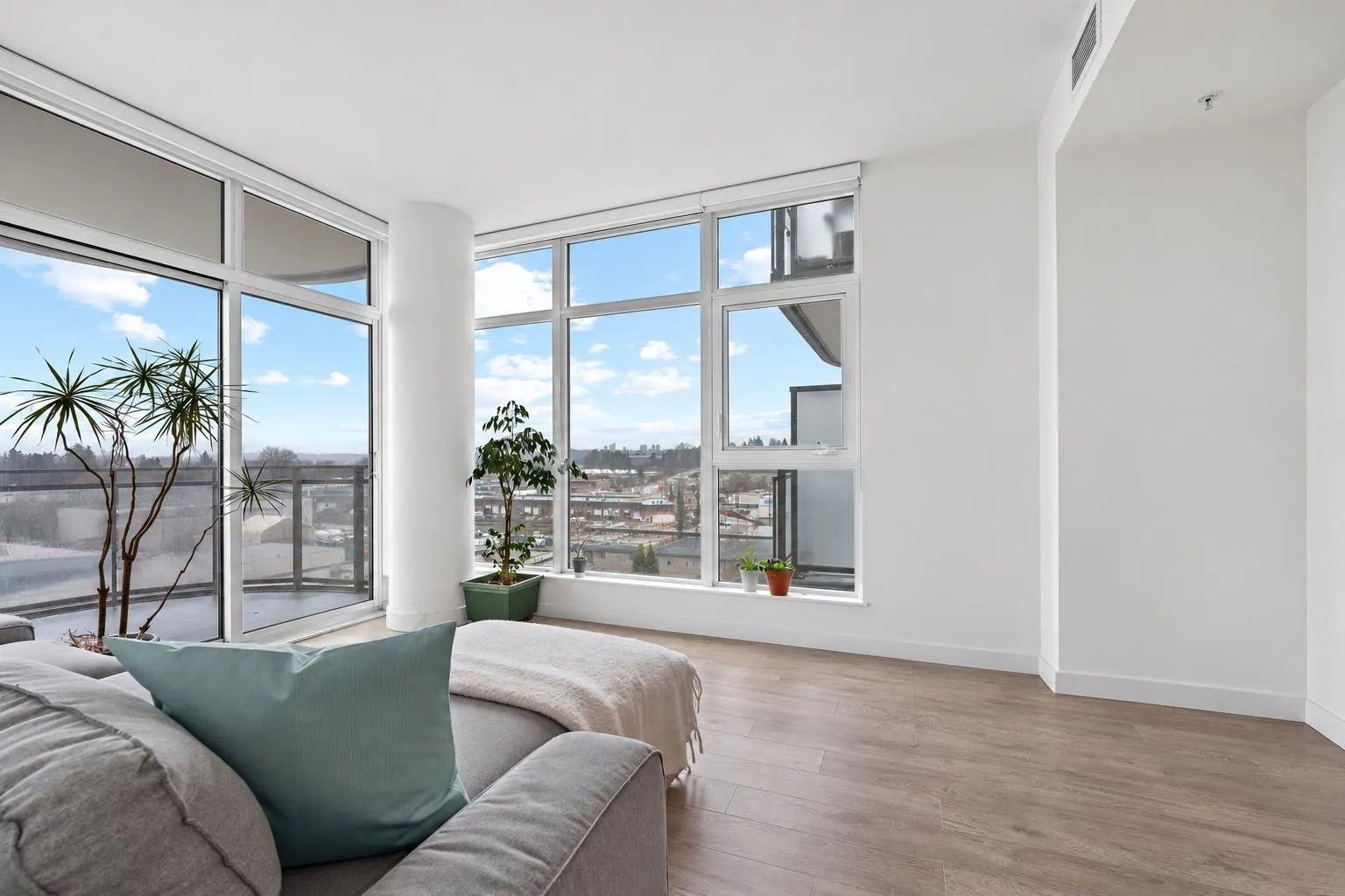 5333 Goring Street #703