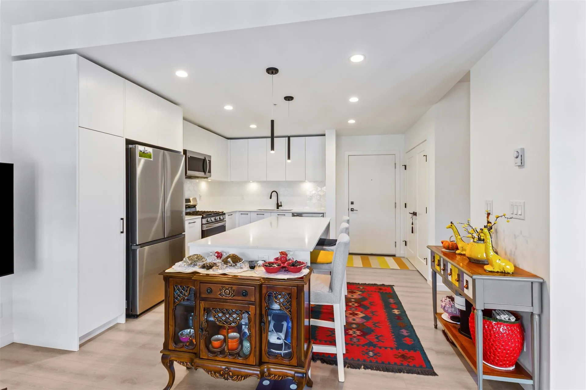 20077 84 Avenue #608