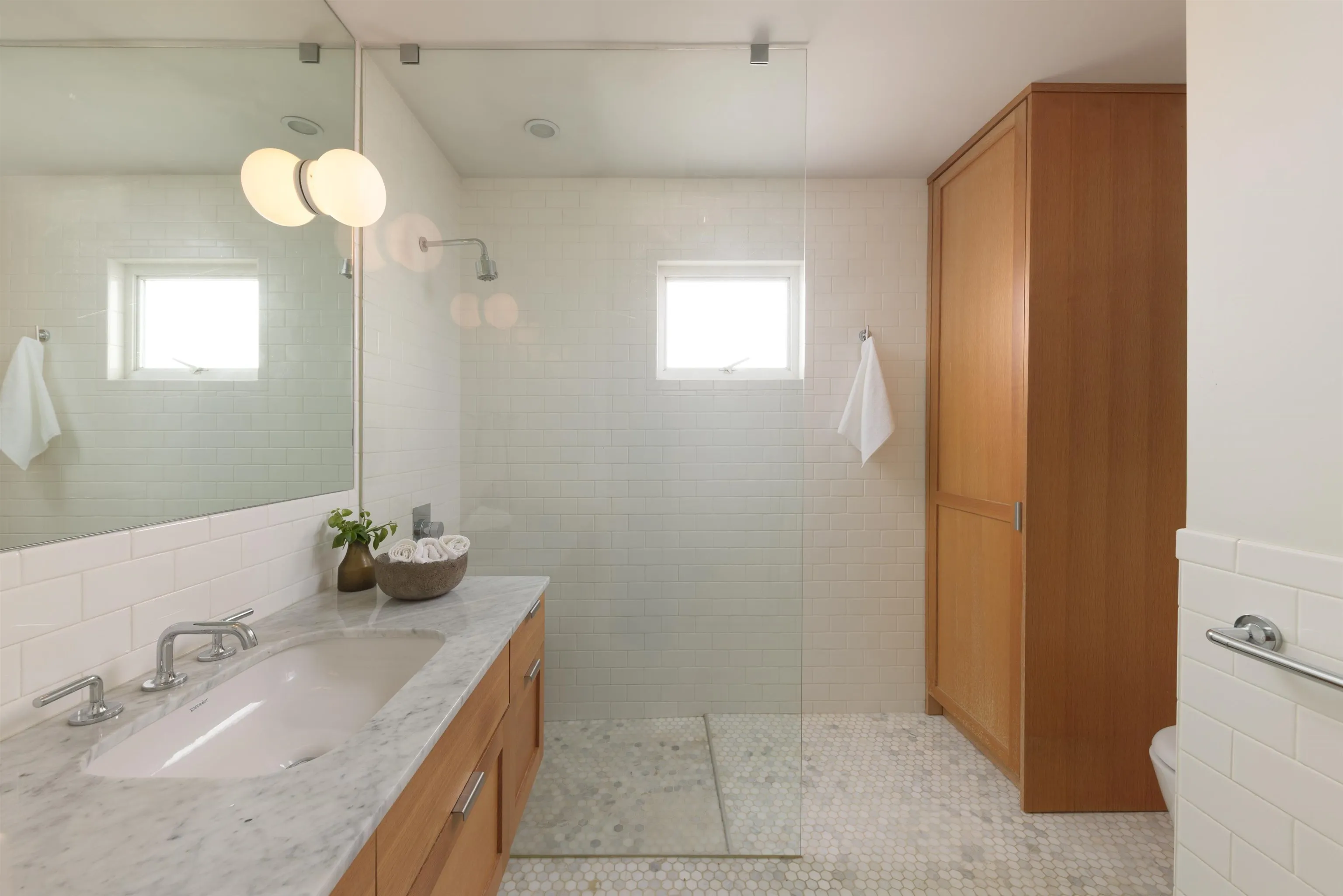 455 W 22nd Avenue