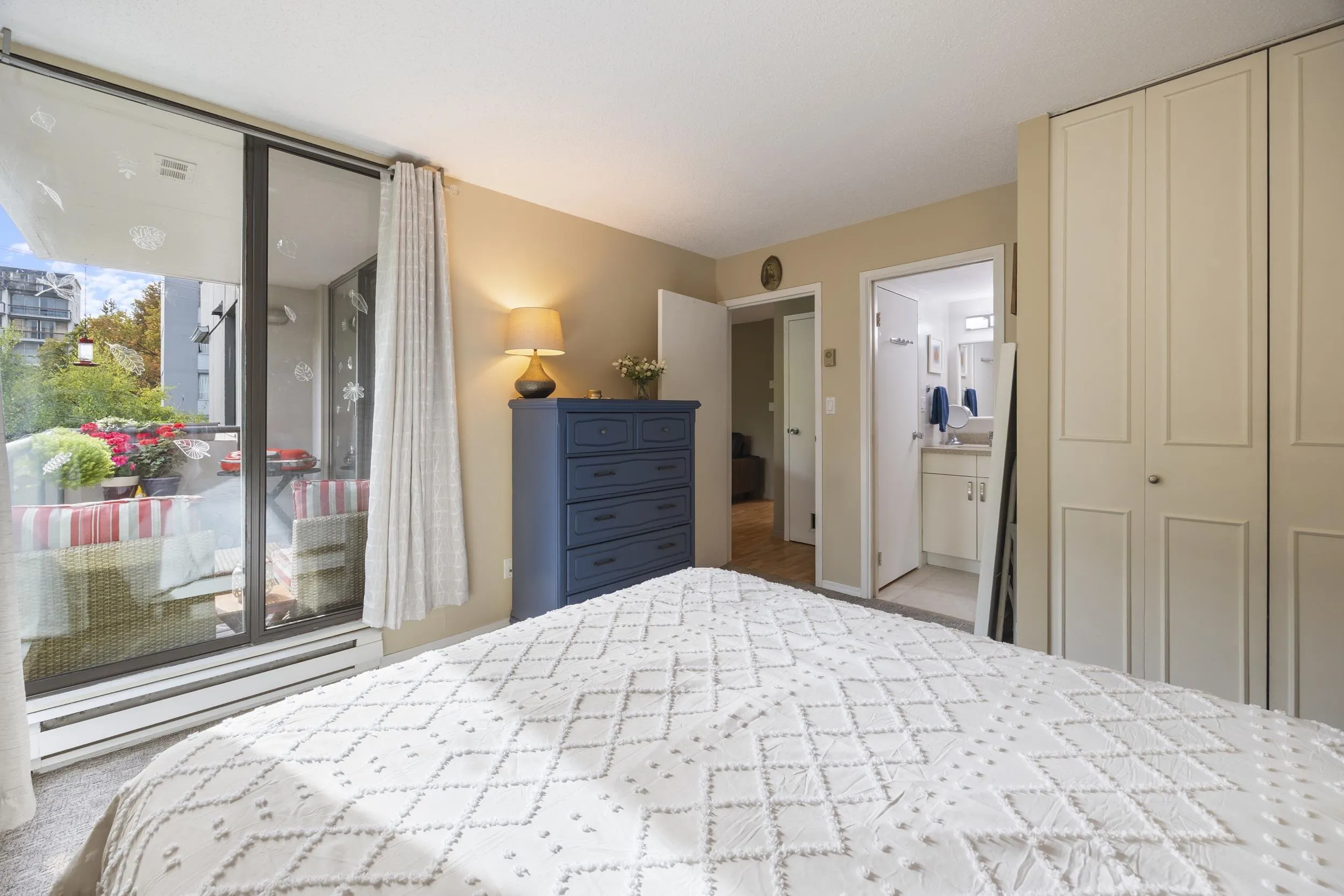 1230 Comox Street #304