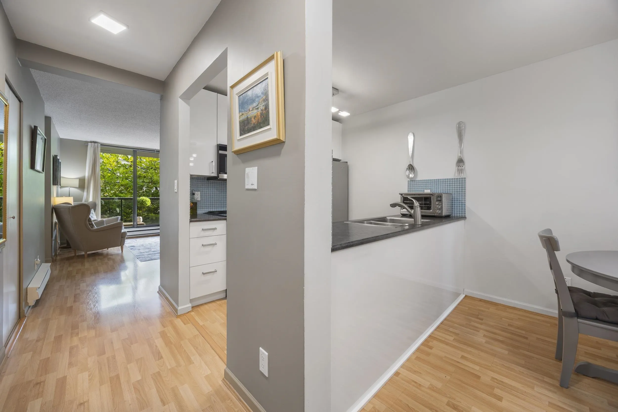 1230 Comox Street #304