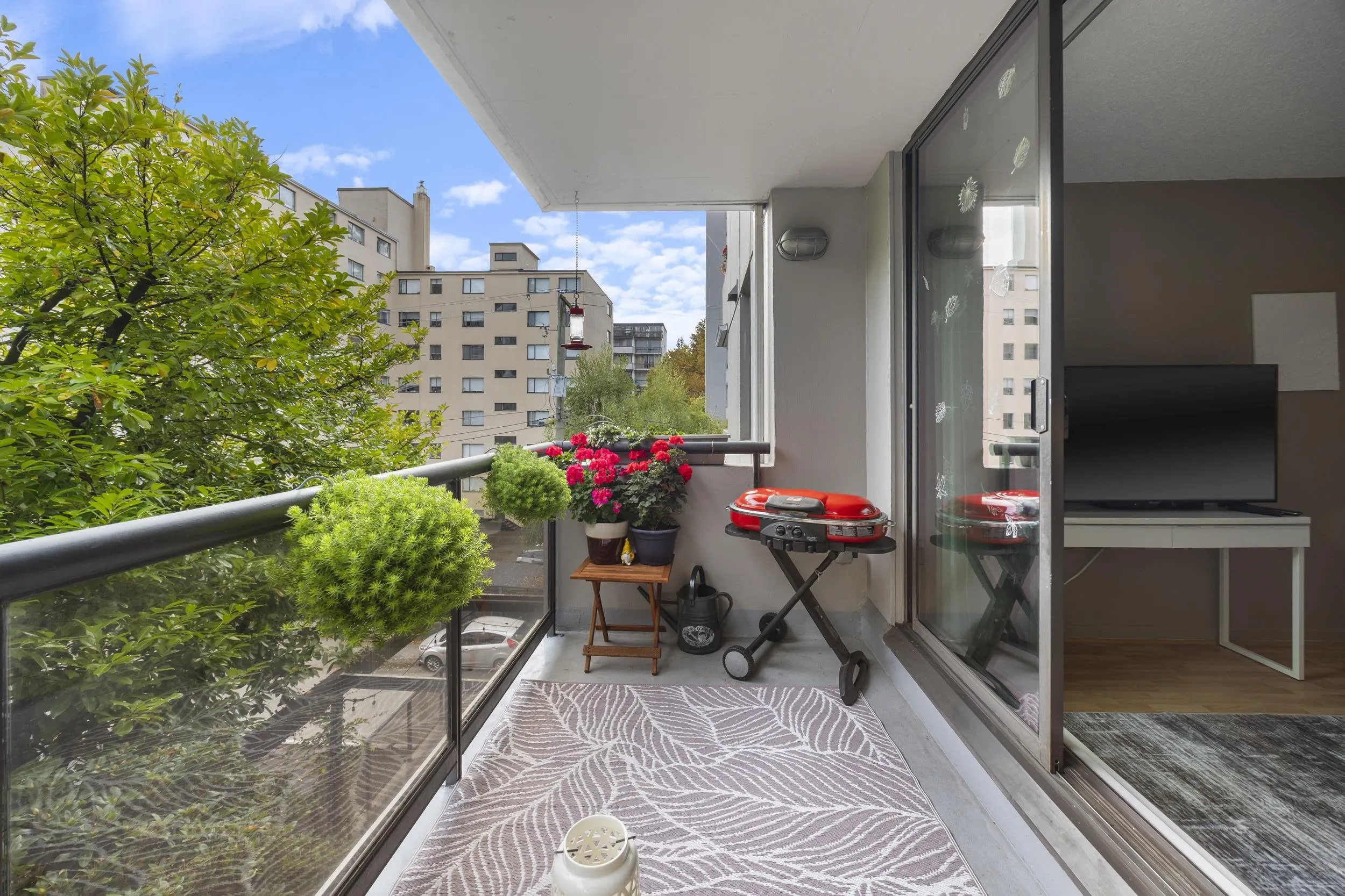 1230 Comox Street #304