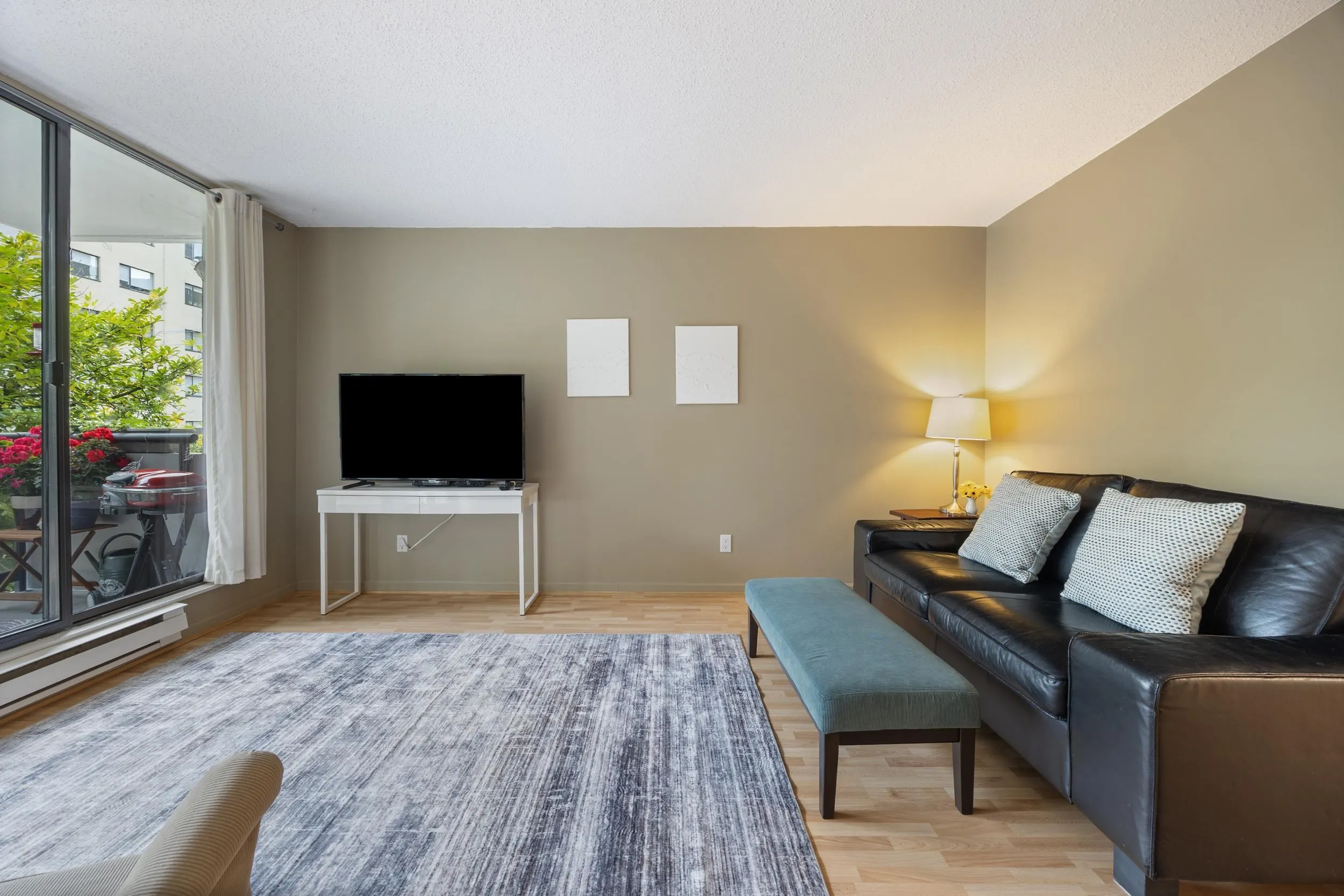 1230 Comox Street #304