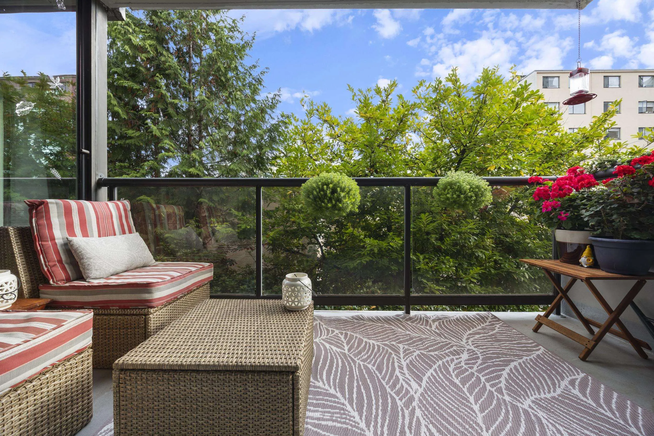 1230 Comox Street #304