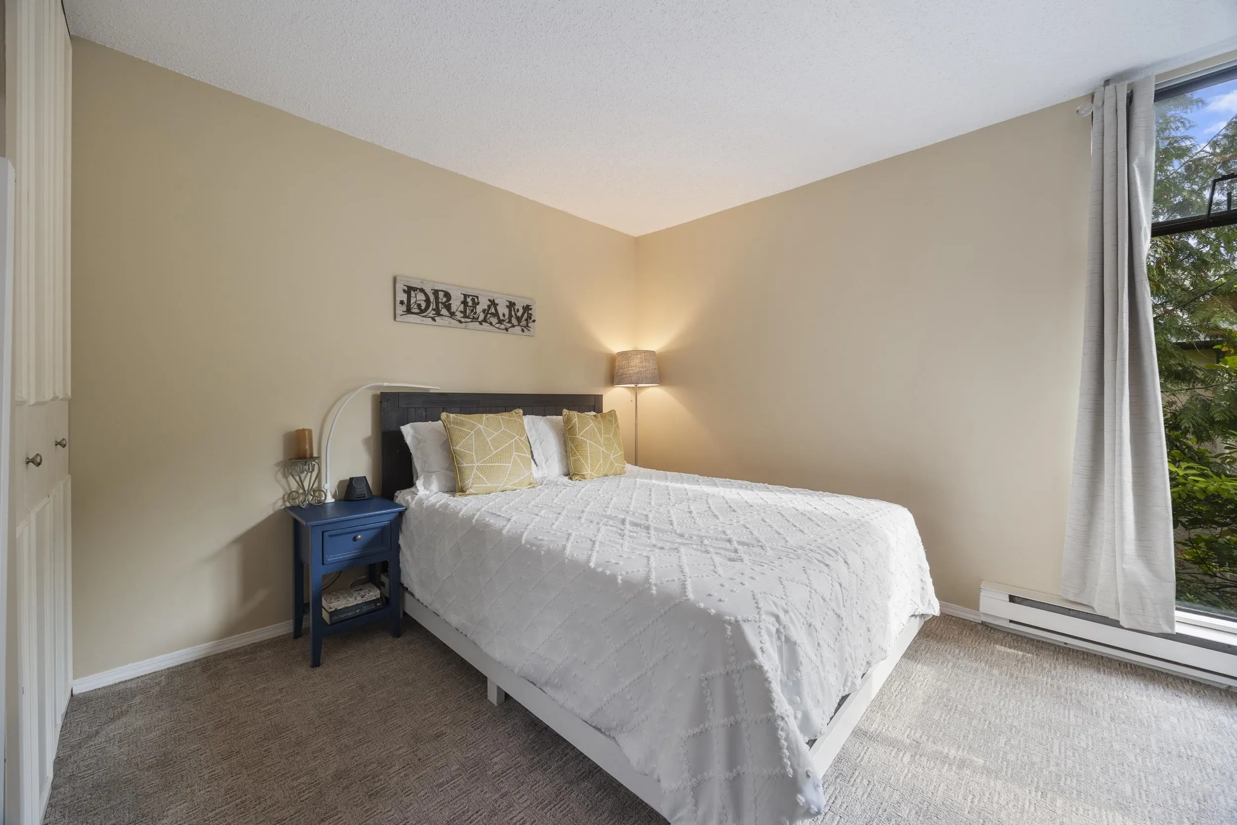 1230 Comox Street #304