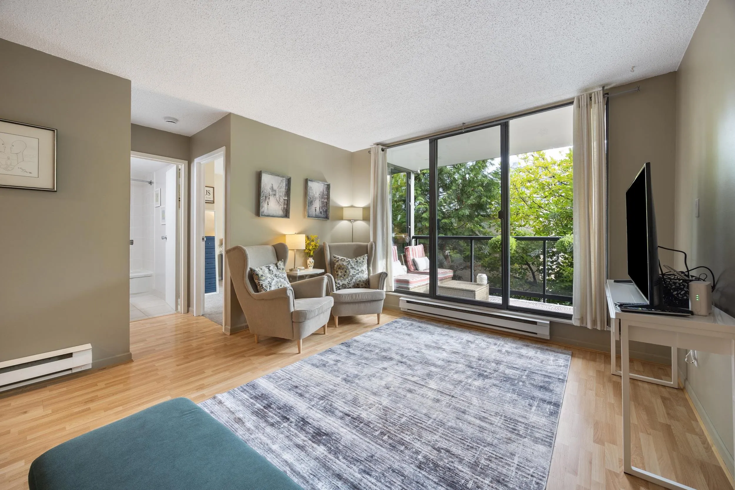 1230 Comox Street #304