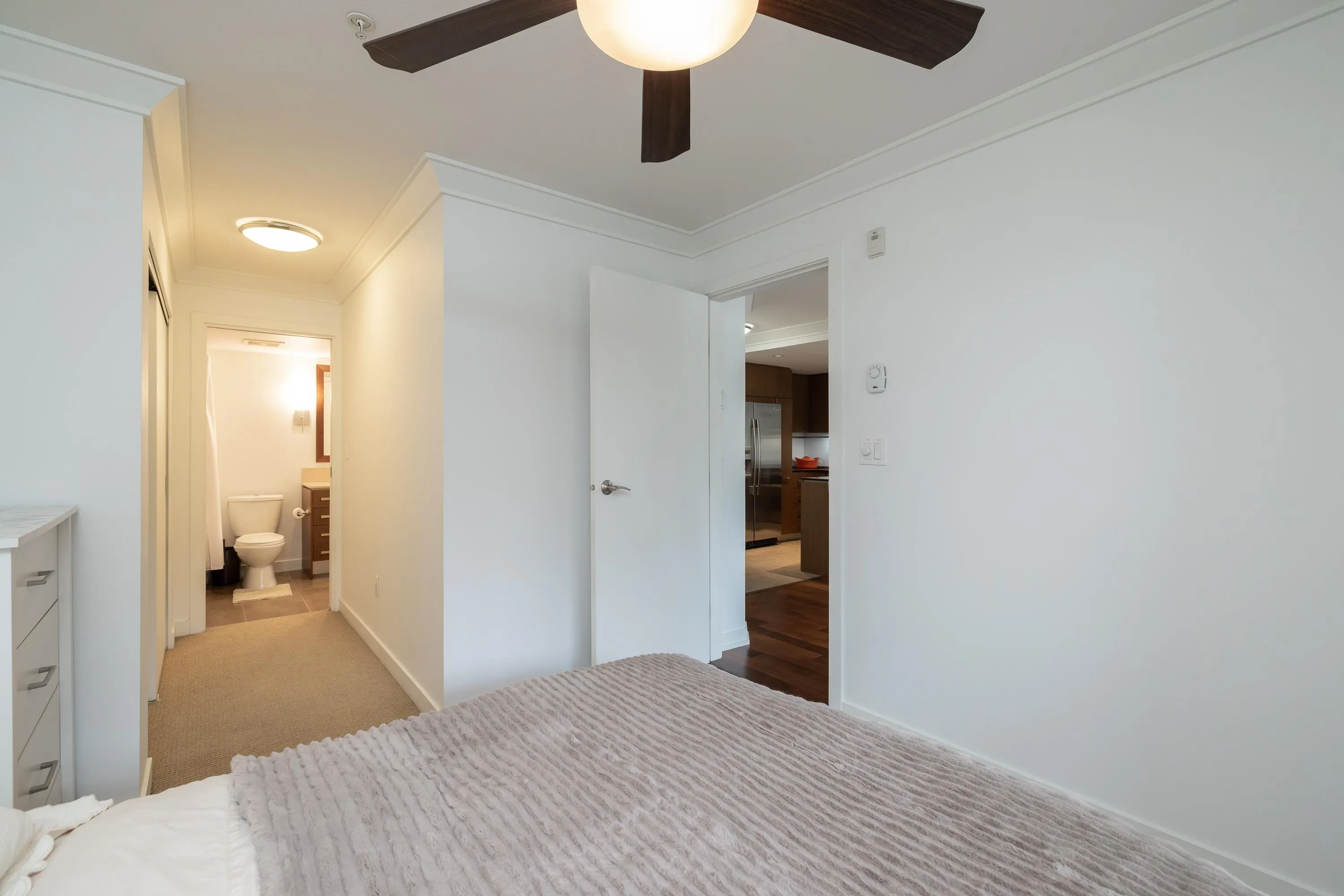 2940 King George Boulevard #207