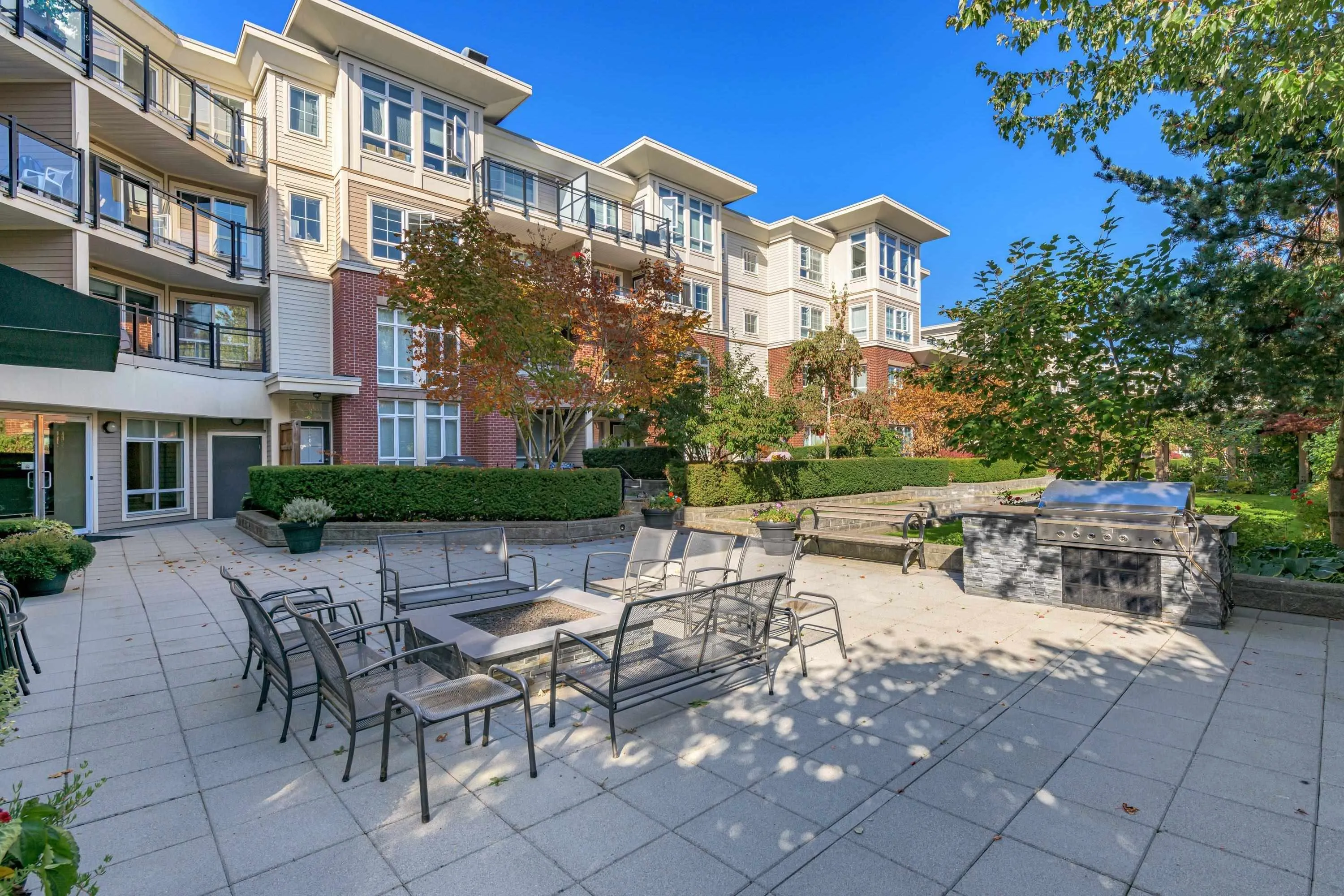 2940 King George Boulevard #207