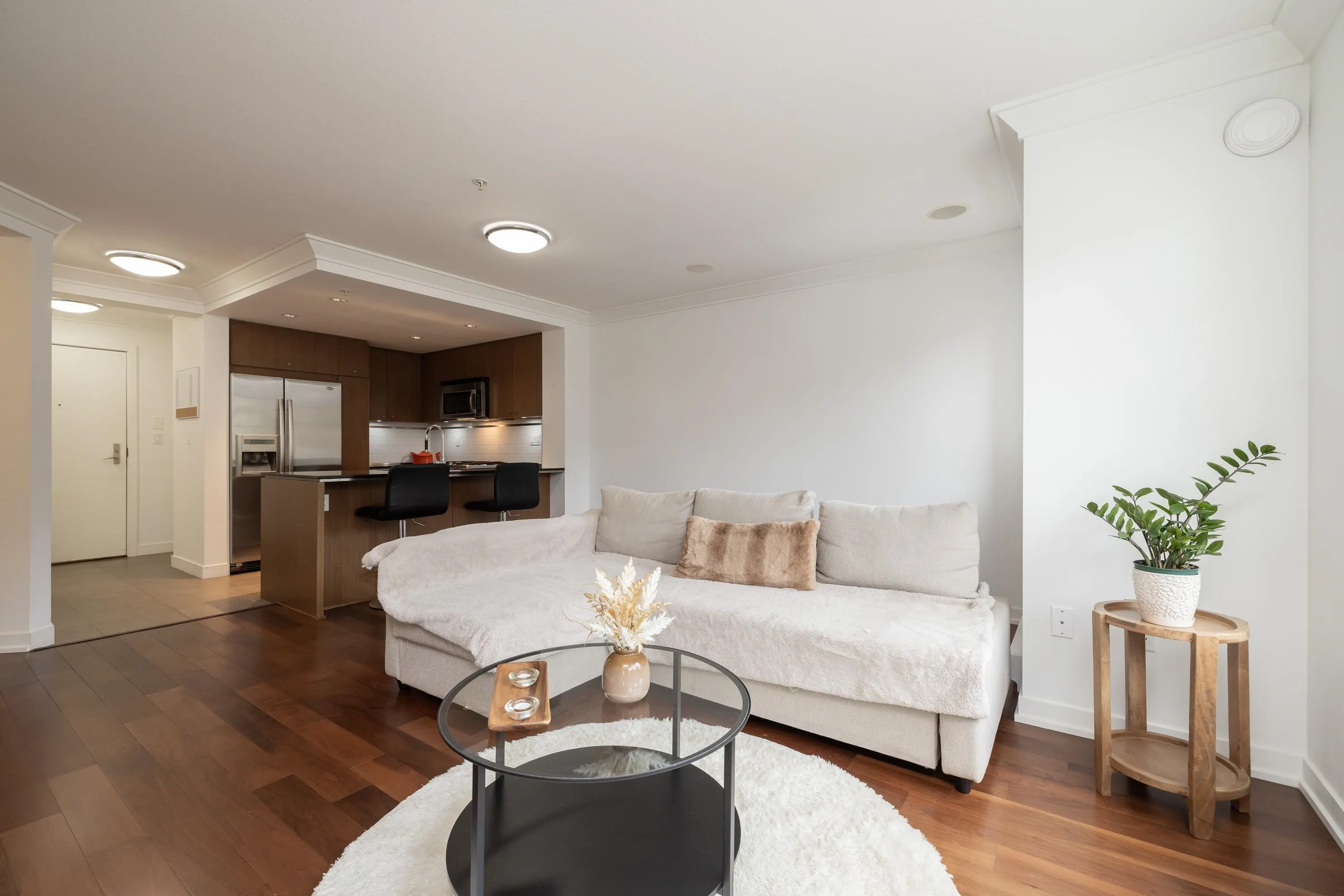 2940 King George Boulevard #207
