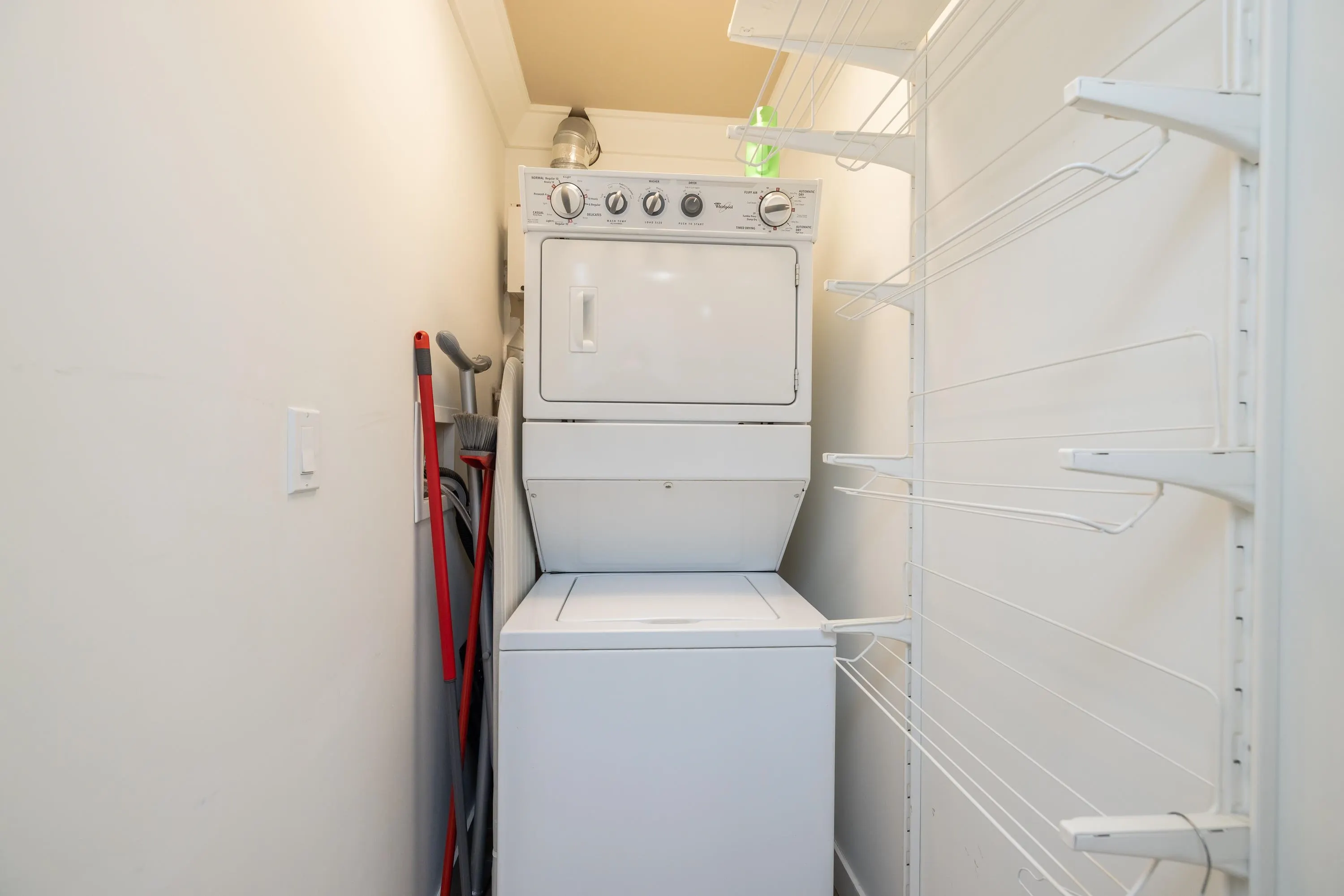 2940 King George Boulevard #207