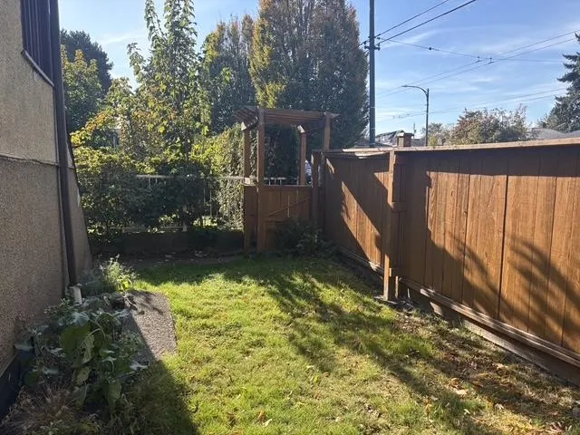 850 Nanaimo Street