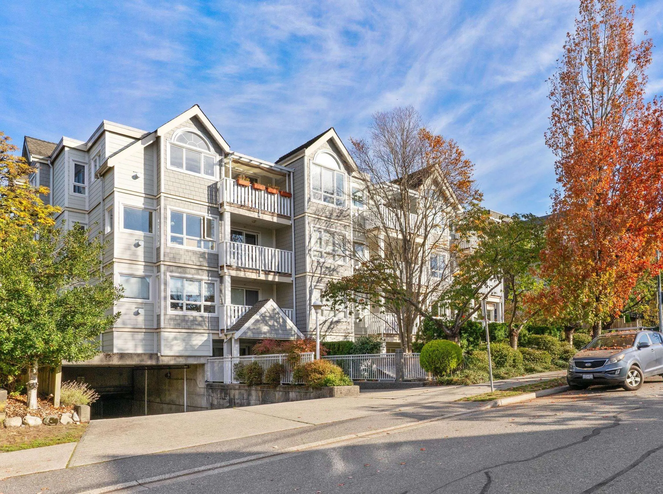1623 E 2nd Avenue #204
