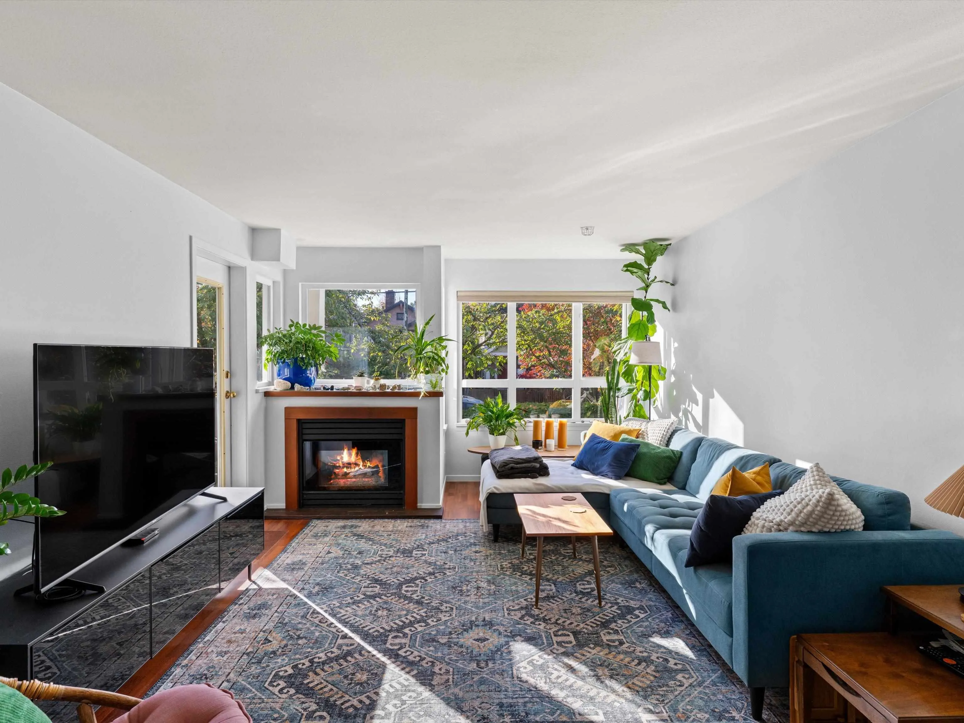 1623 E 2nd Avenue #204