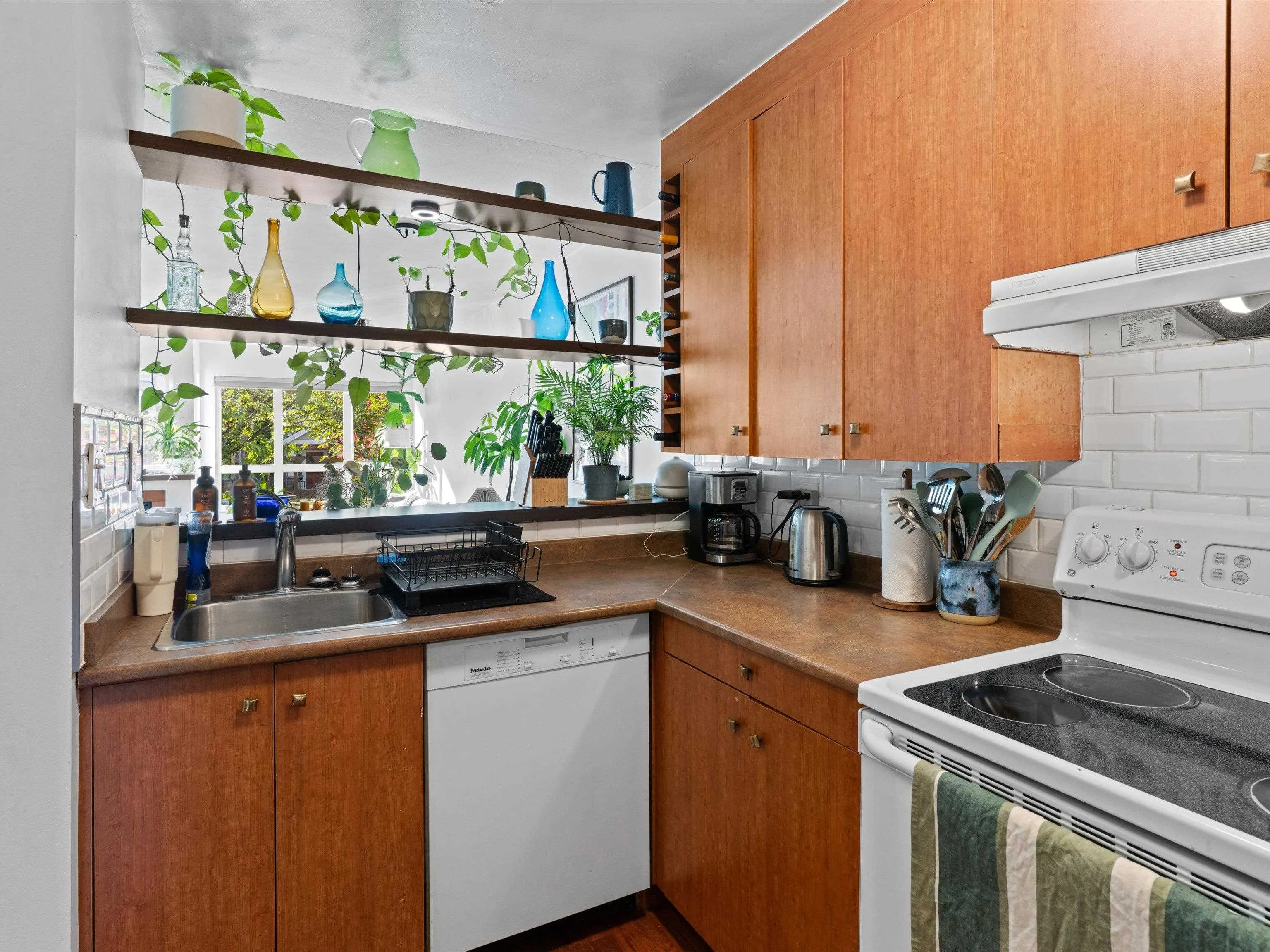 1623 E 2nd Avenue #204
