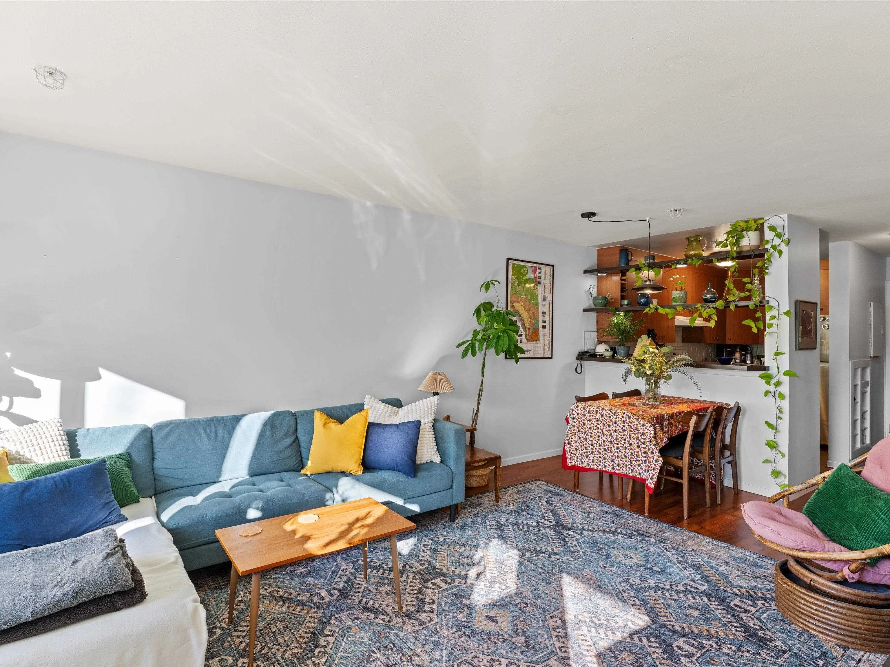 1623 E 2nd Avenue #204