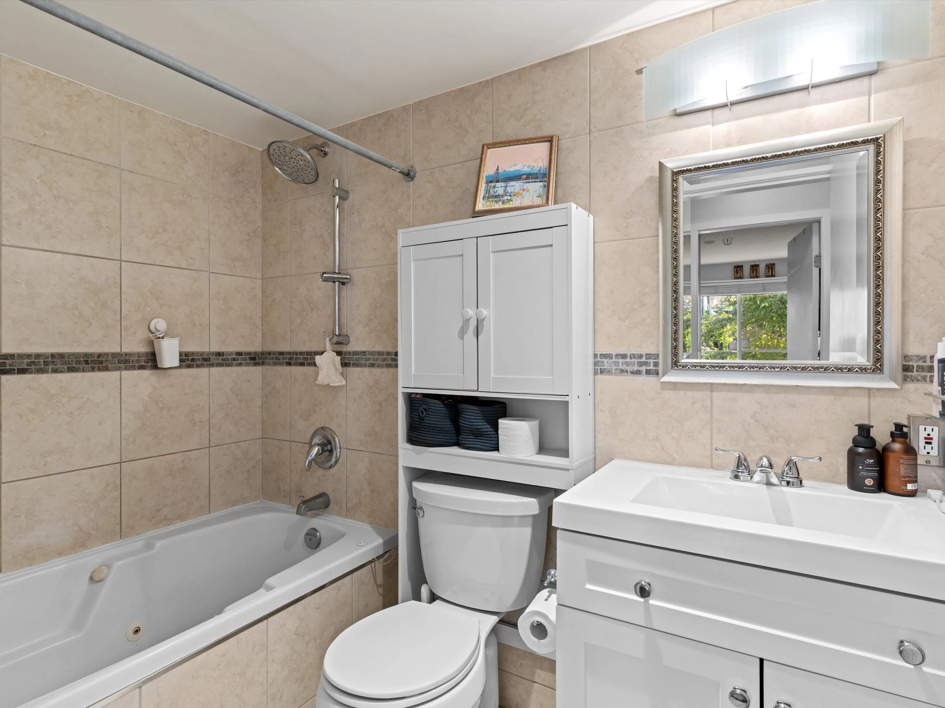 1623 E 2nd Avenue #204