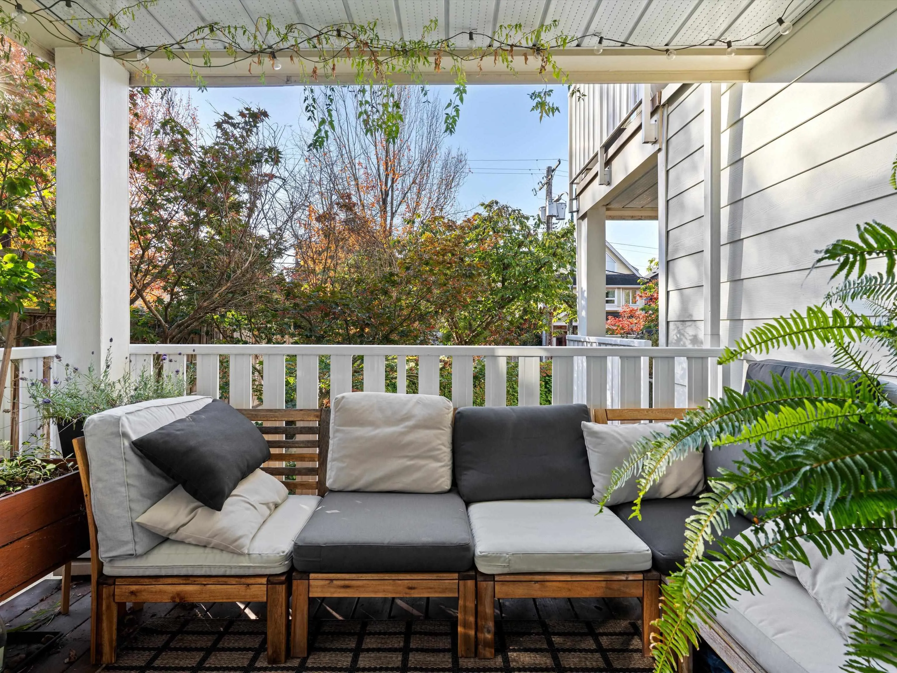 1623 E 2nd Avenue #204