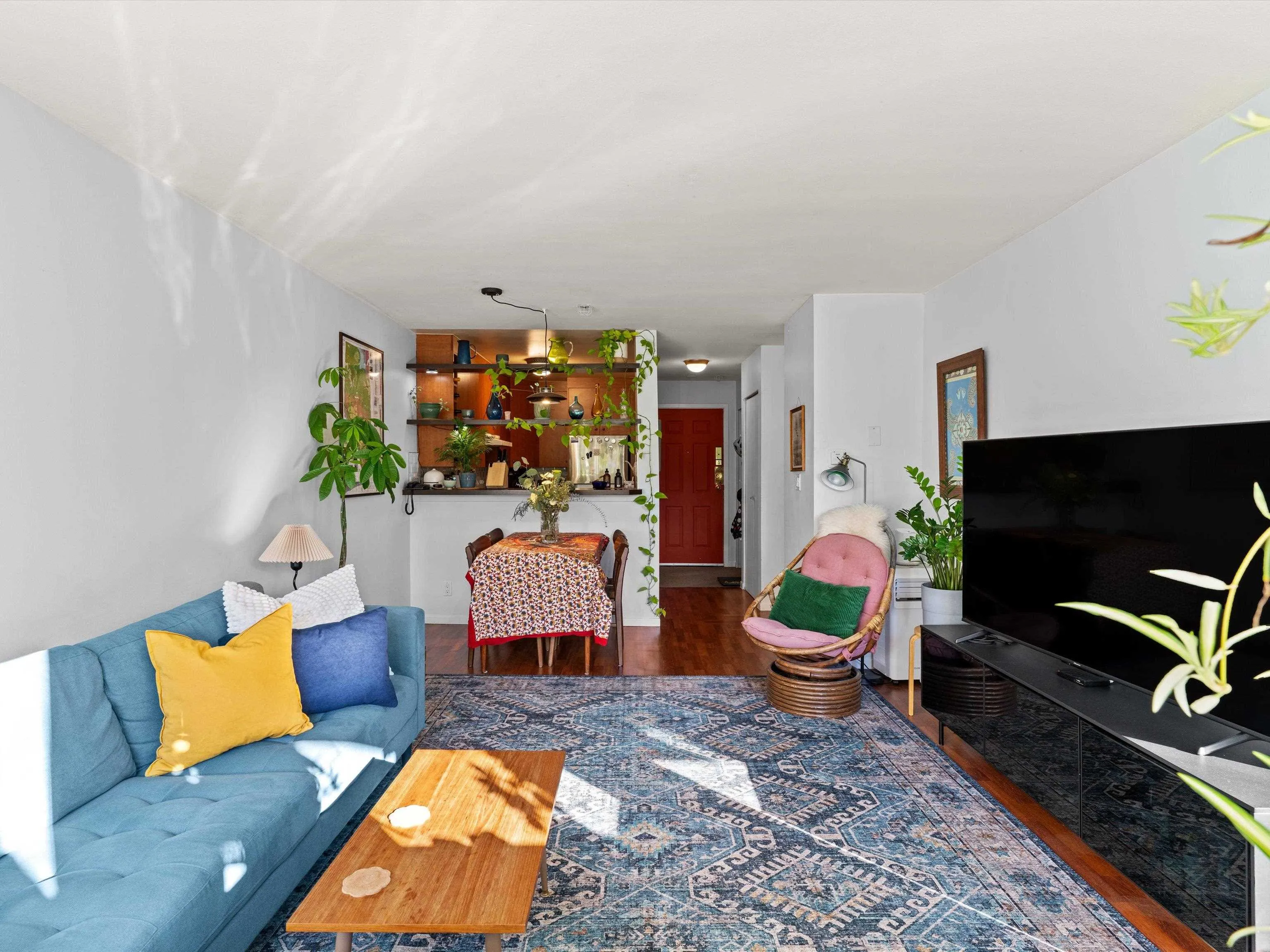 1623 E 2nd Avenue #204