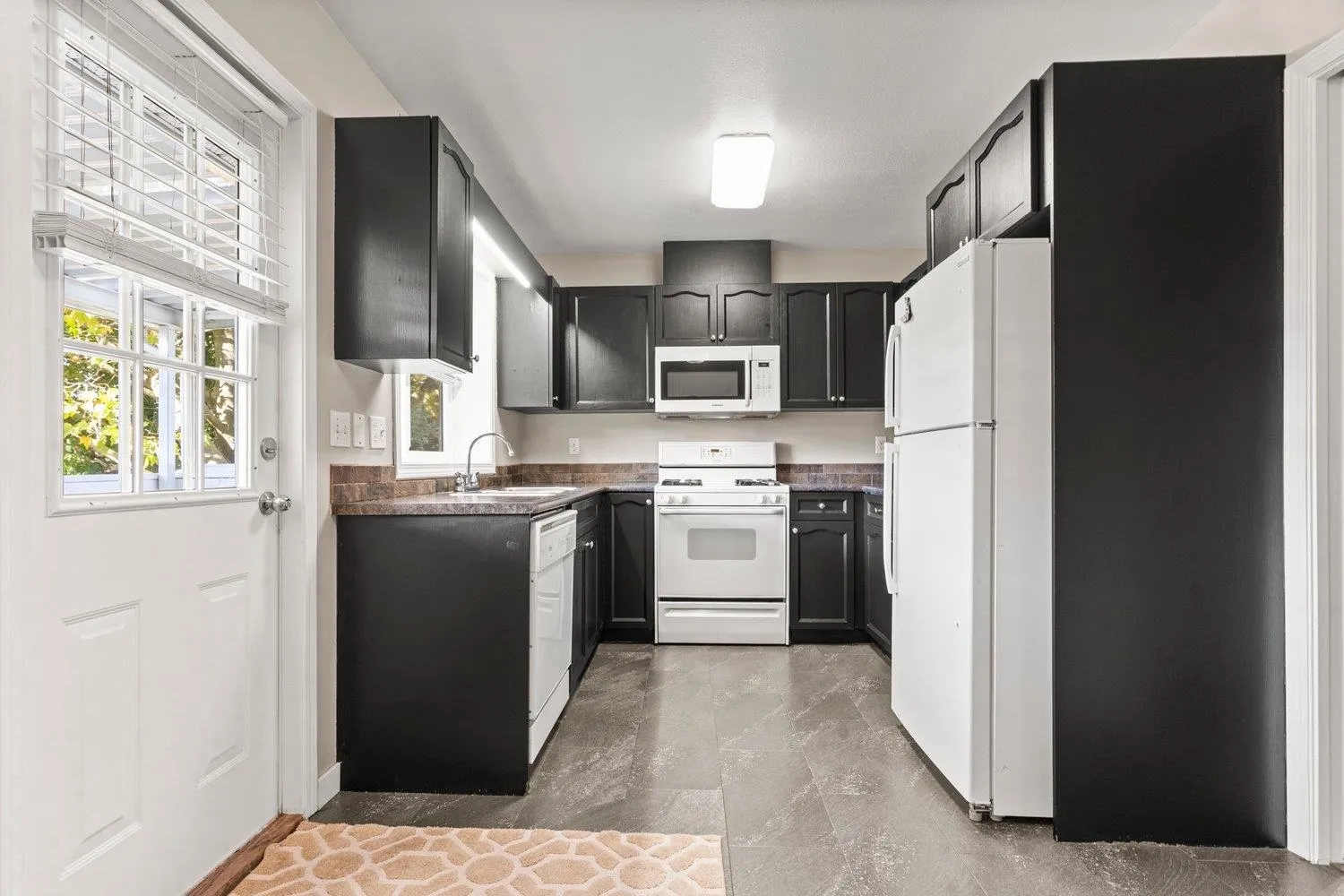 5711 Winchester Place