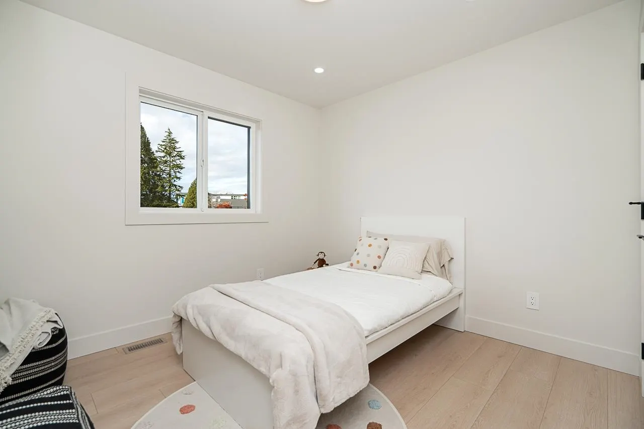 1840 165a Street #101