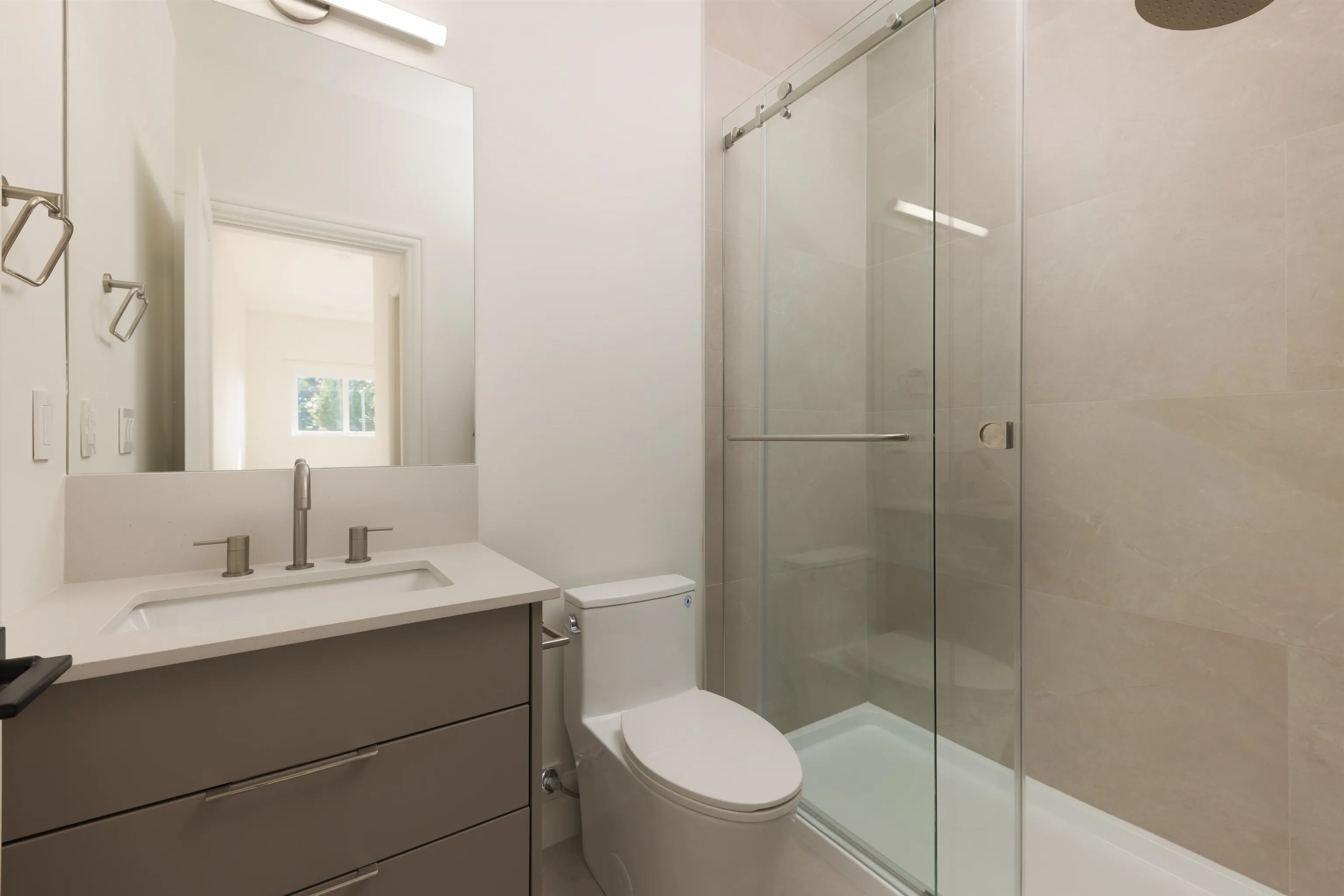 1735 Blaine Avenue #2