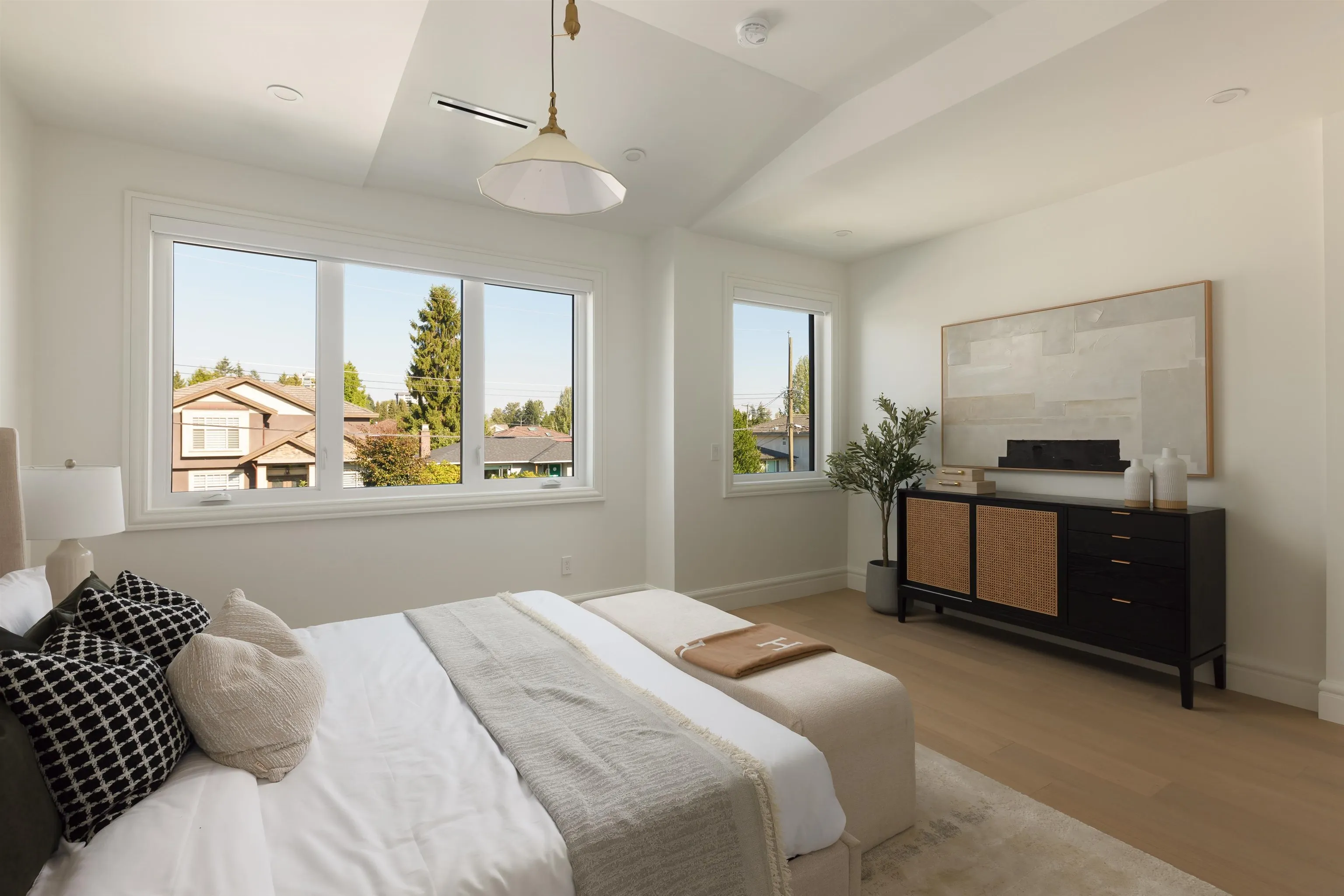 1735 Blaine Avenue #2
