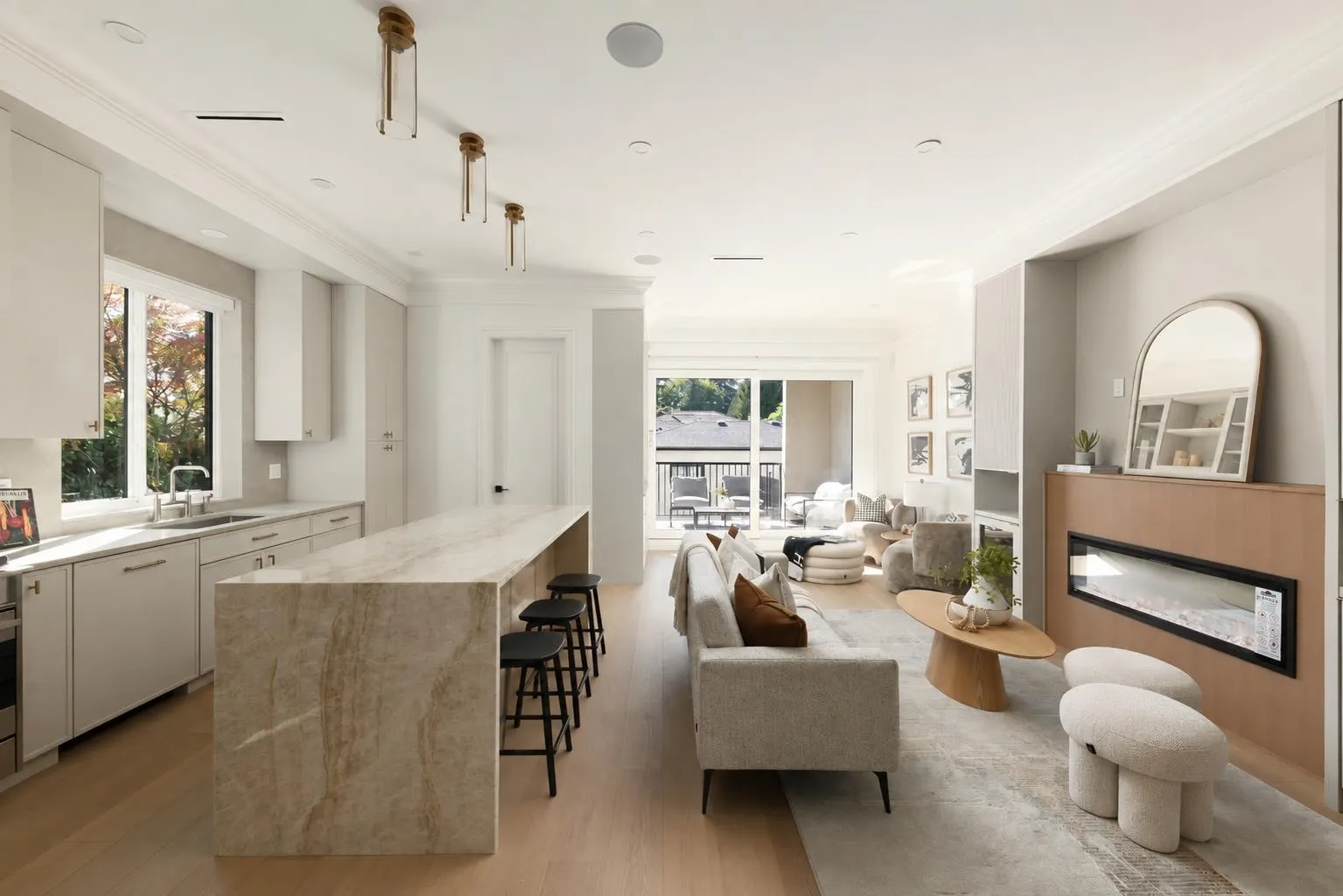 1735 Blaine Avenue #2