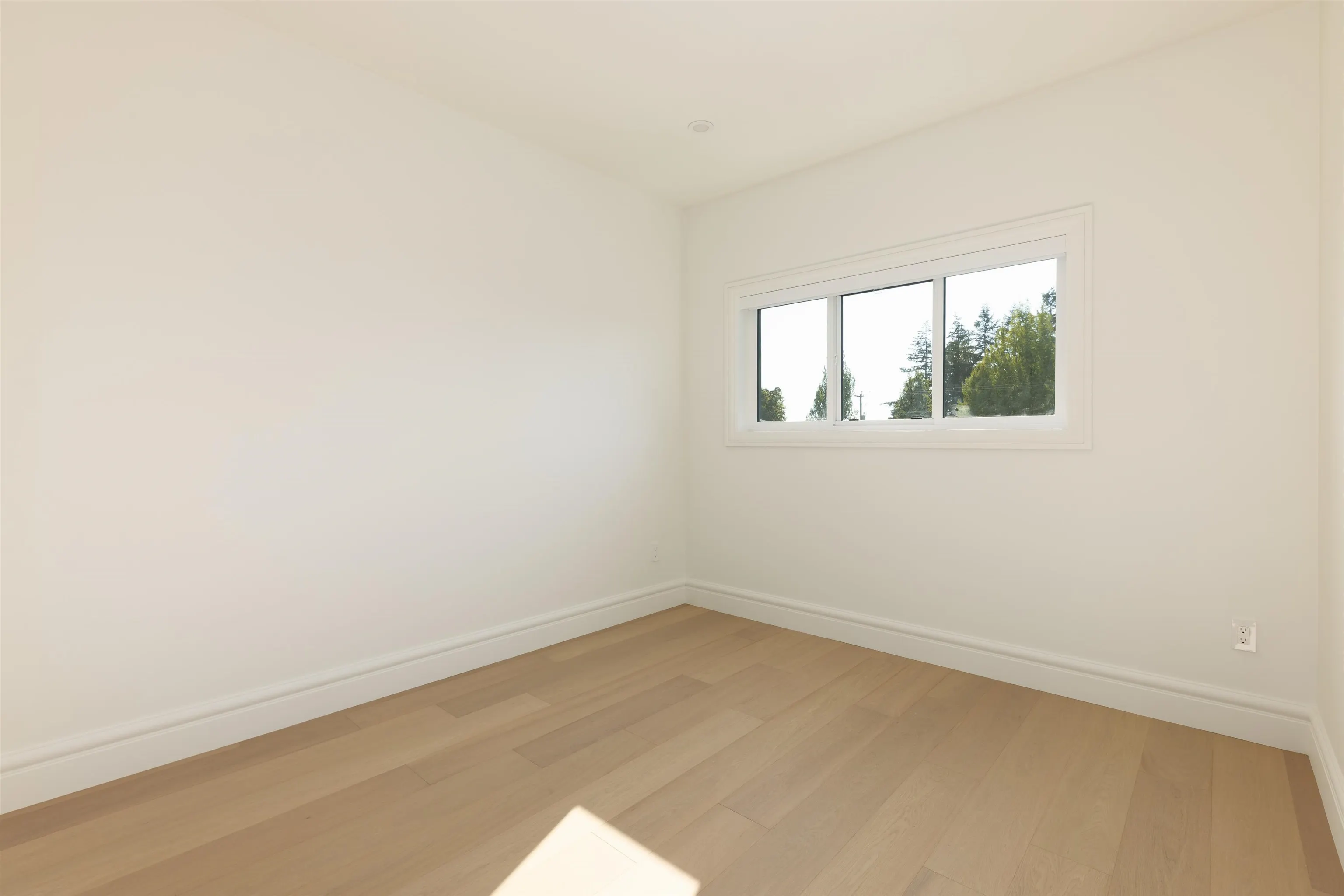 1735 Blaine Avenue #2