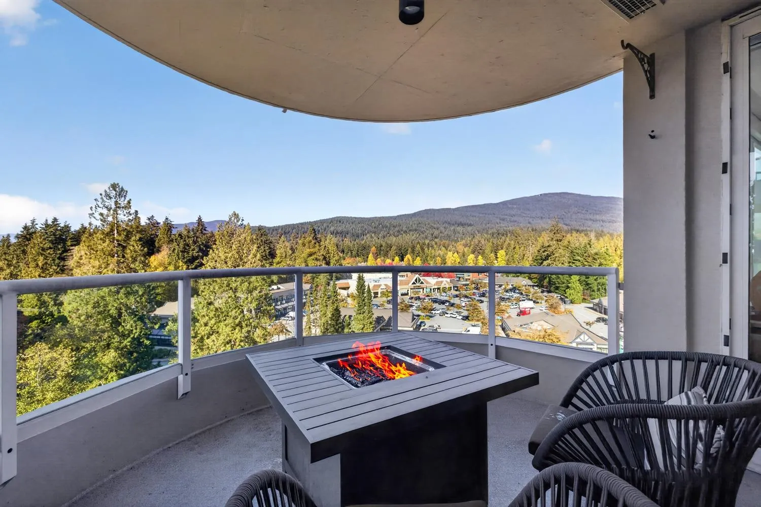 995 Roche Point Drive #903