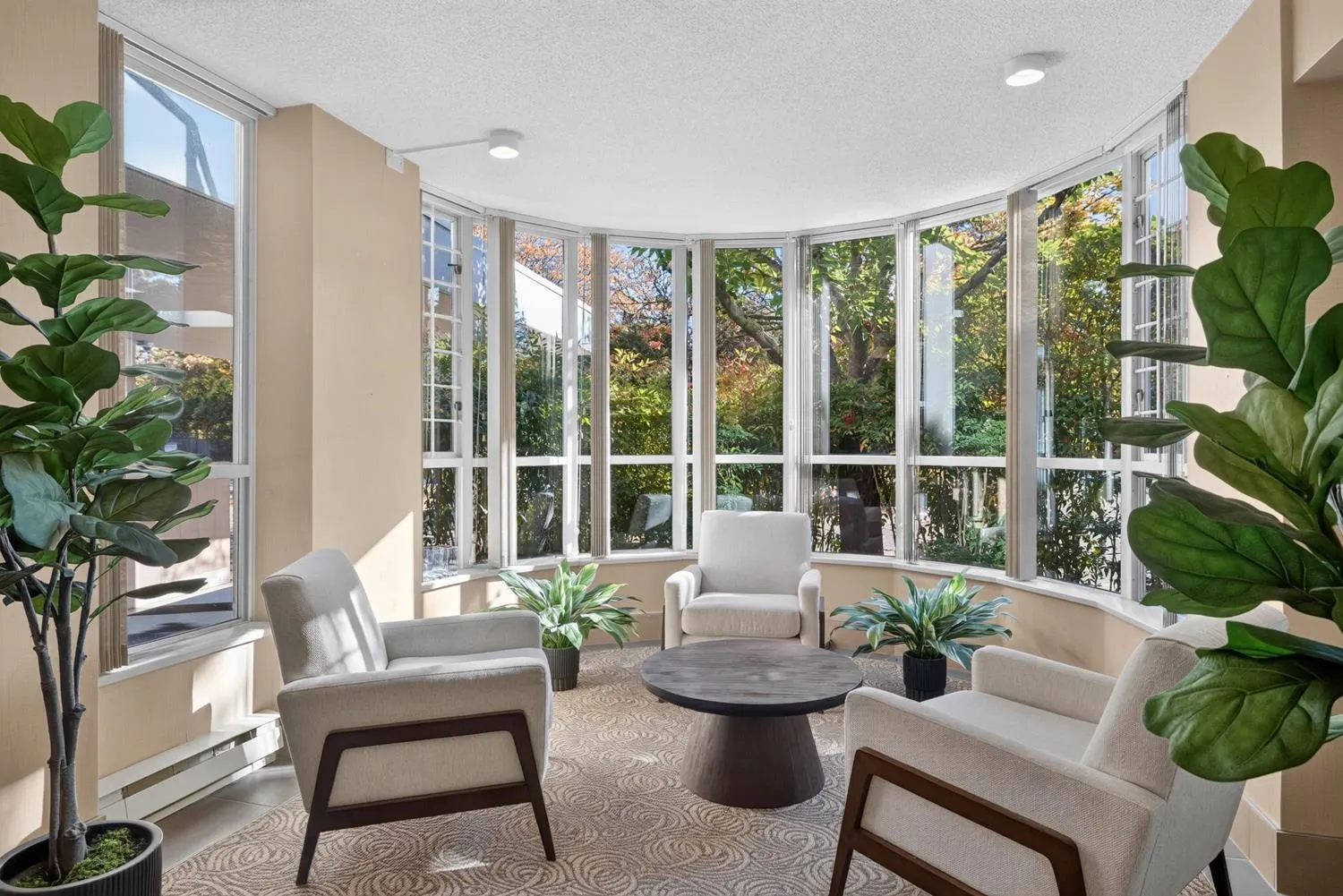 995 Roche Point Drive #903
