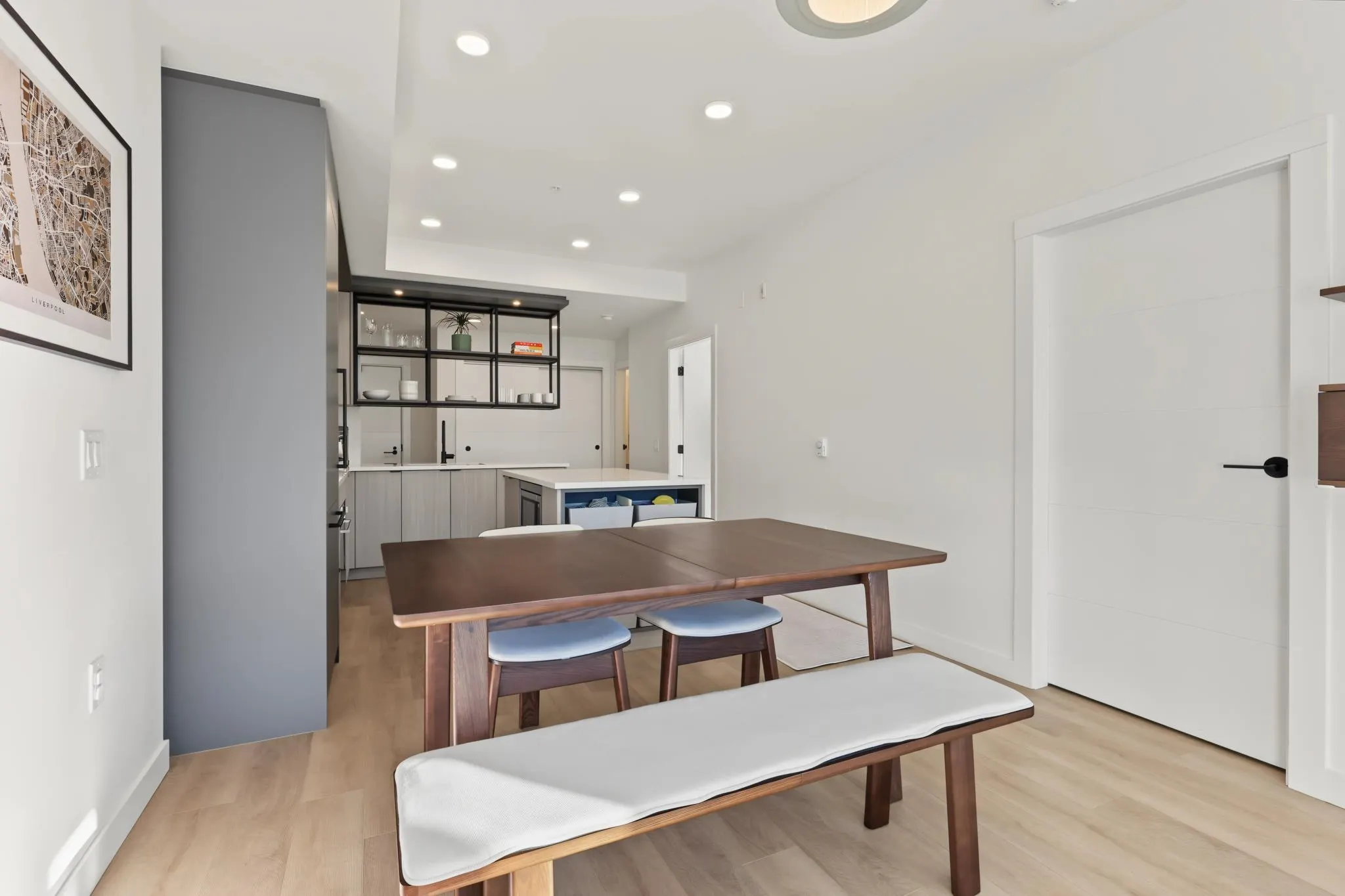 2268 E Broadway #208