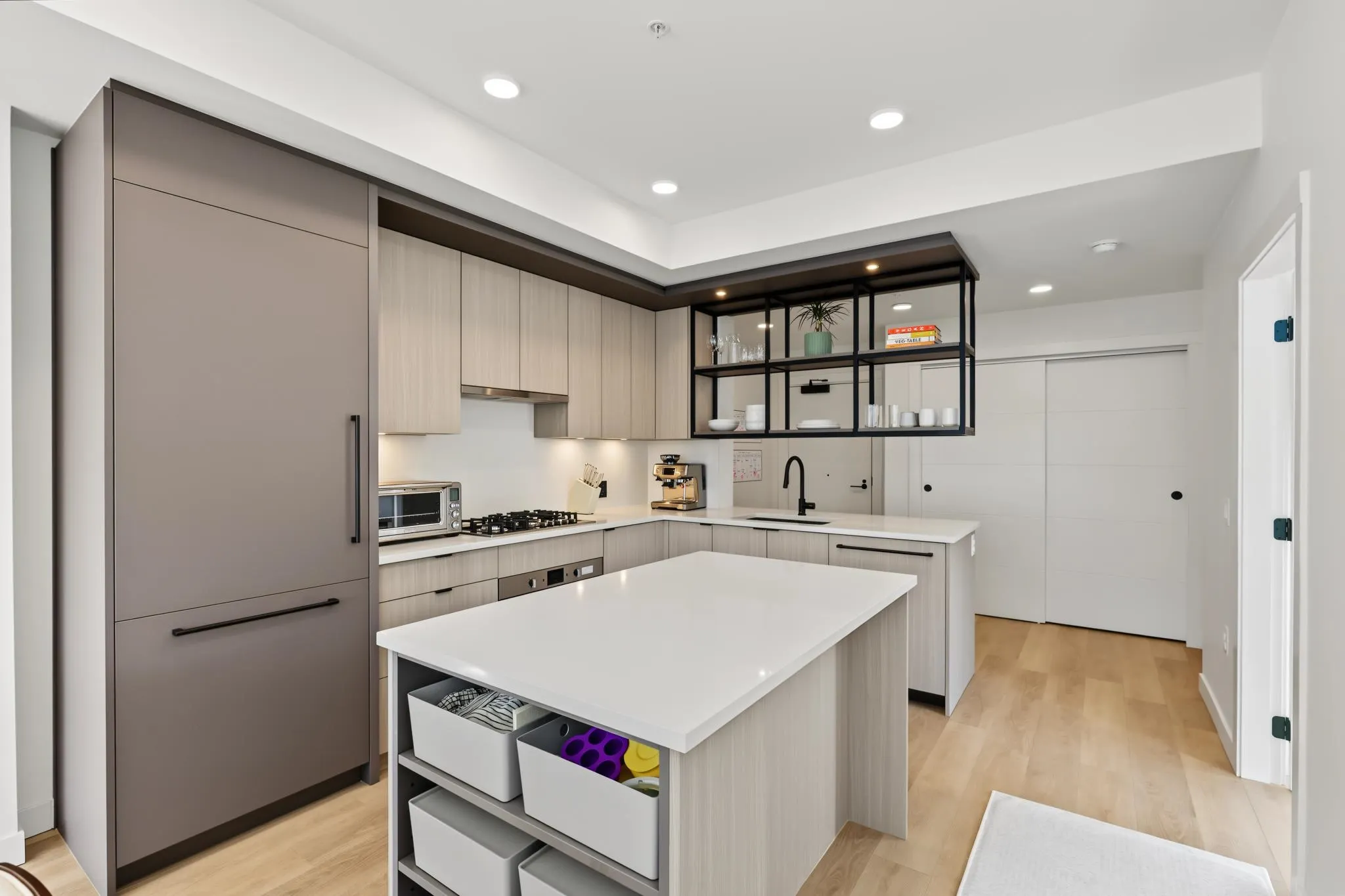 2268 E Broadway #208