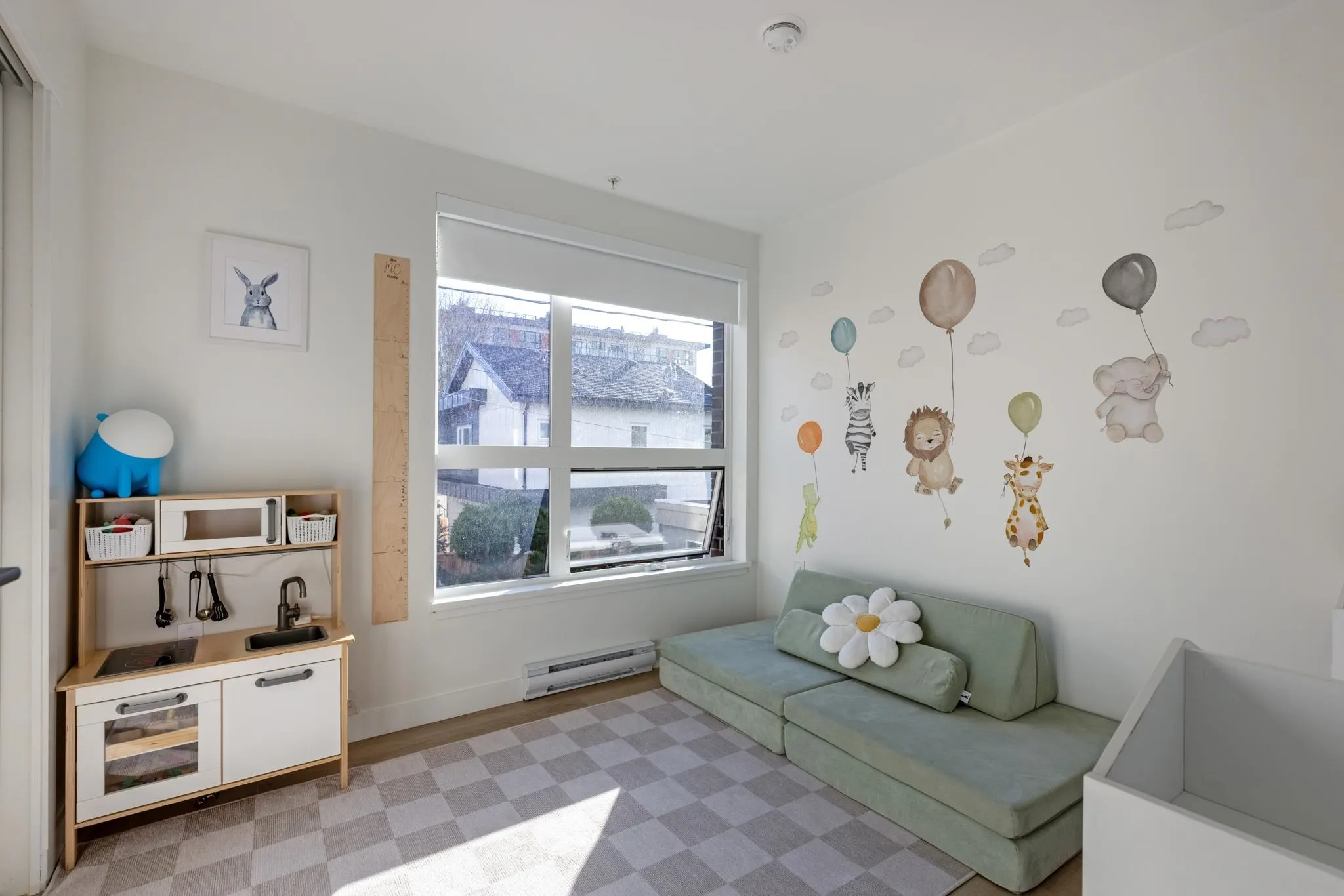 2268 E Broadway #208