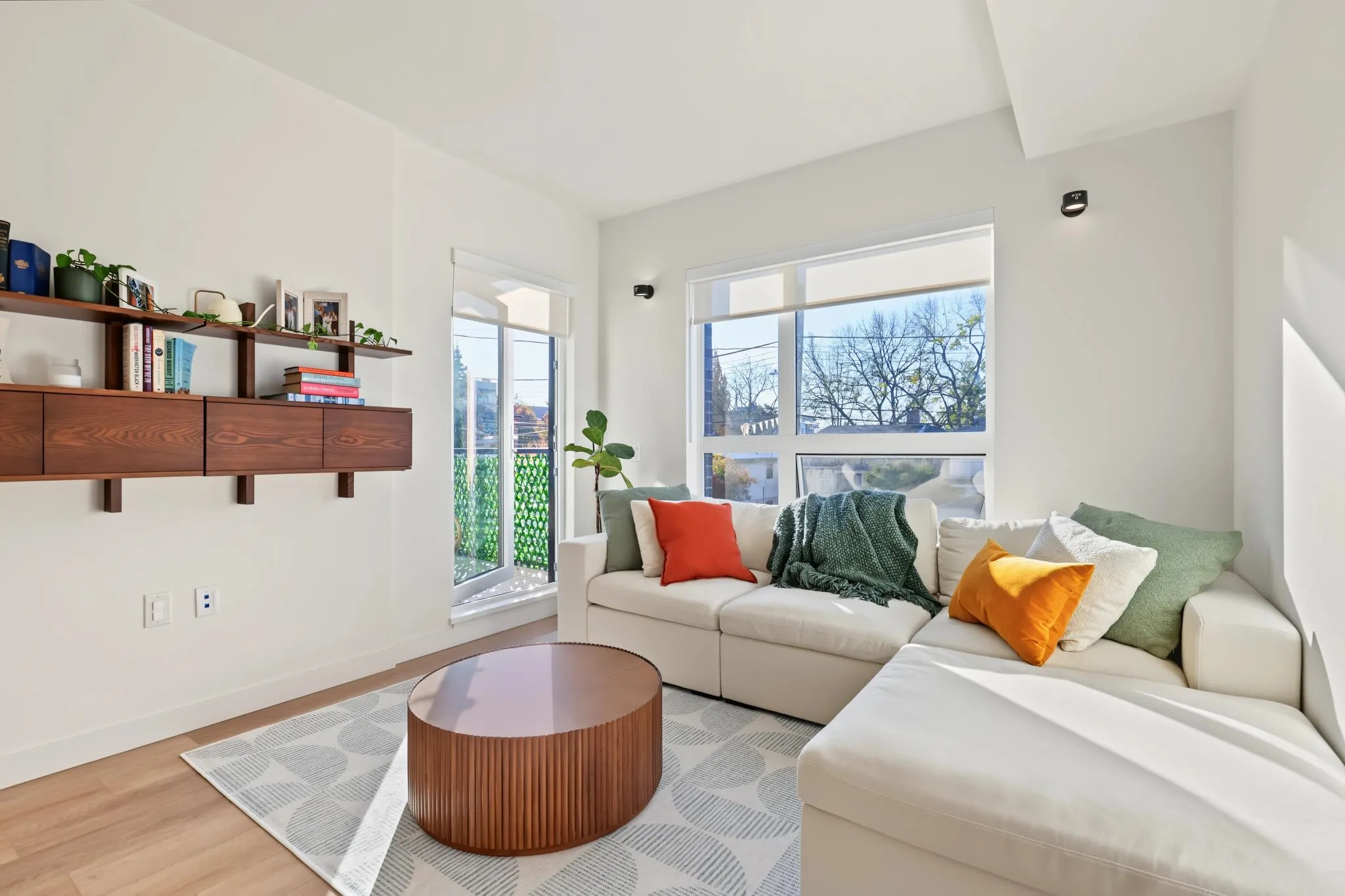 2268 E Broadway #208