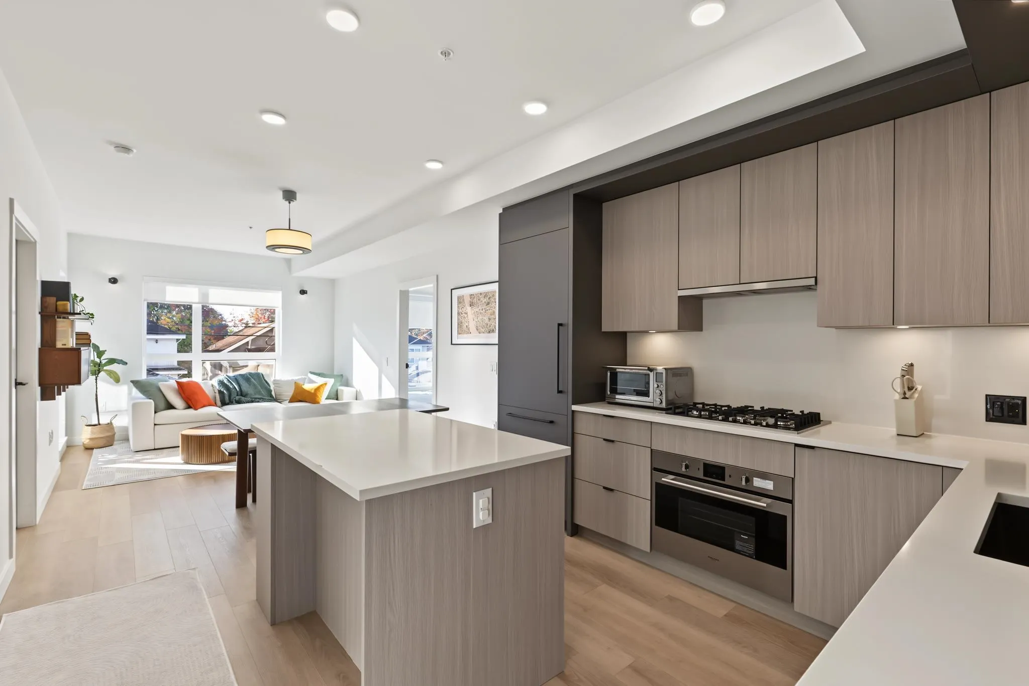 2268 E Broadway #208