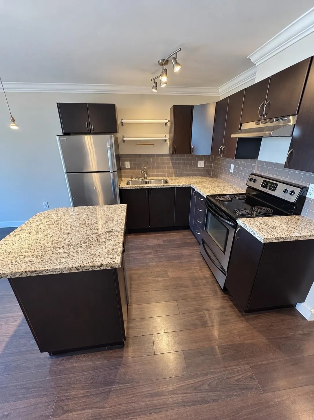 2515 Park Drive #418