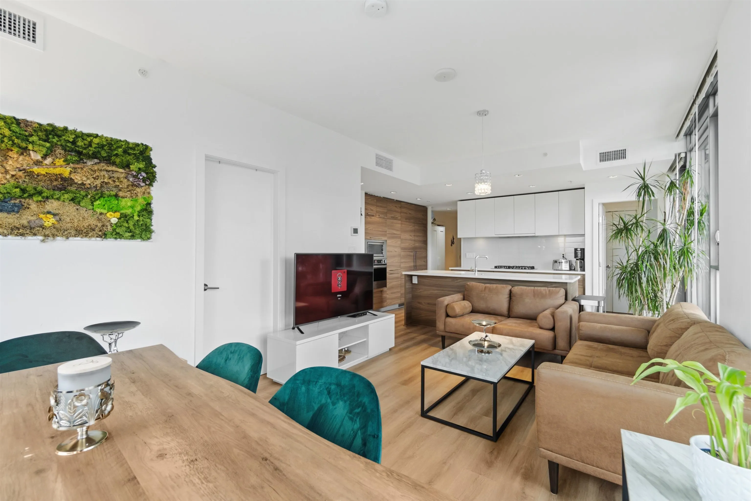 1188 Pinetree Way #4305