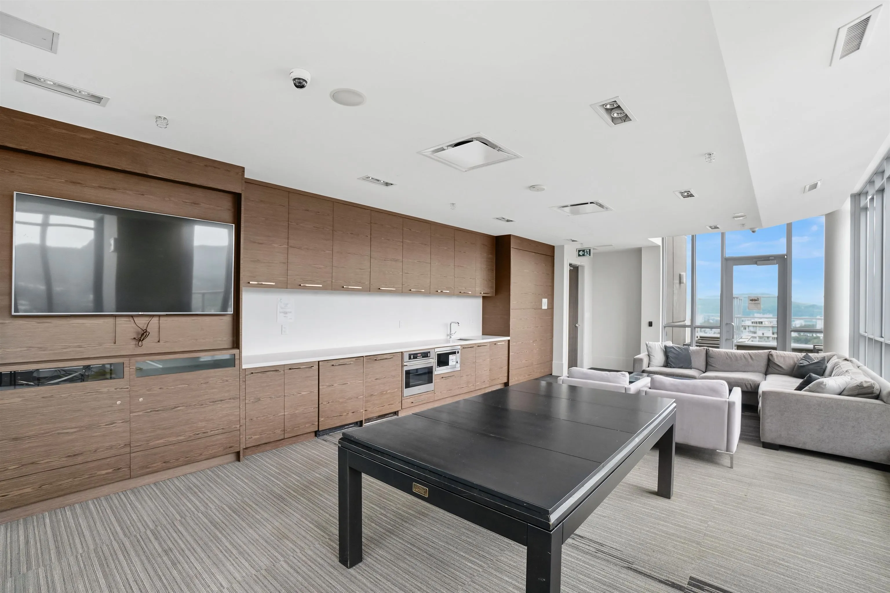 1188 Pinetree Way #4305