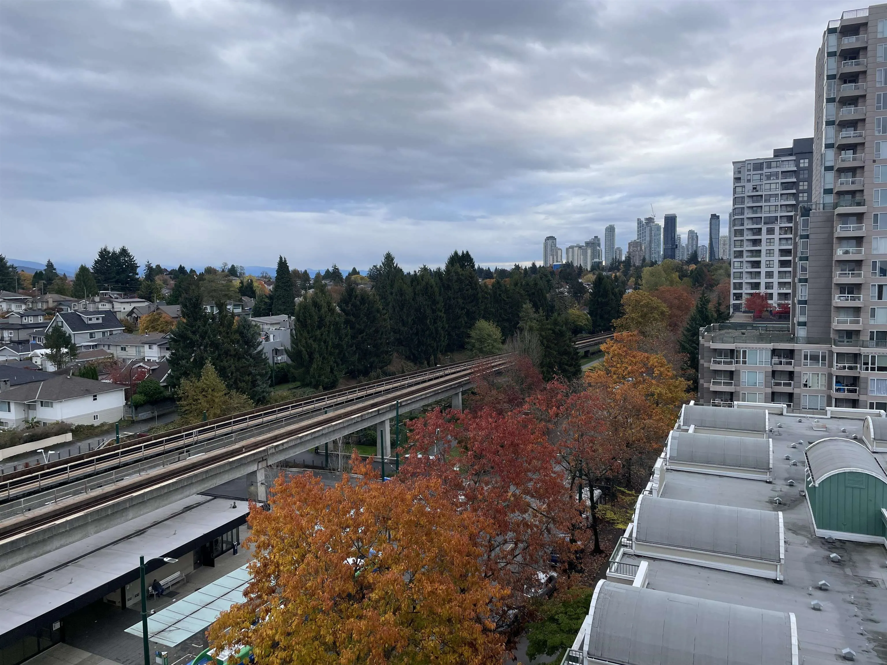 3438 Vanness Avenue #909
