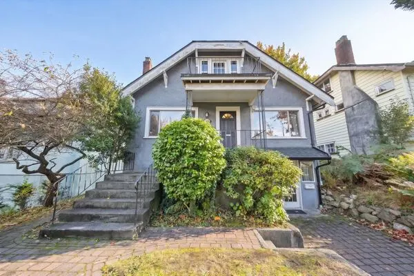 3588 W King Edward Avenue